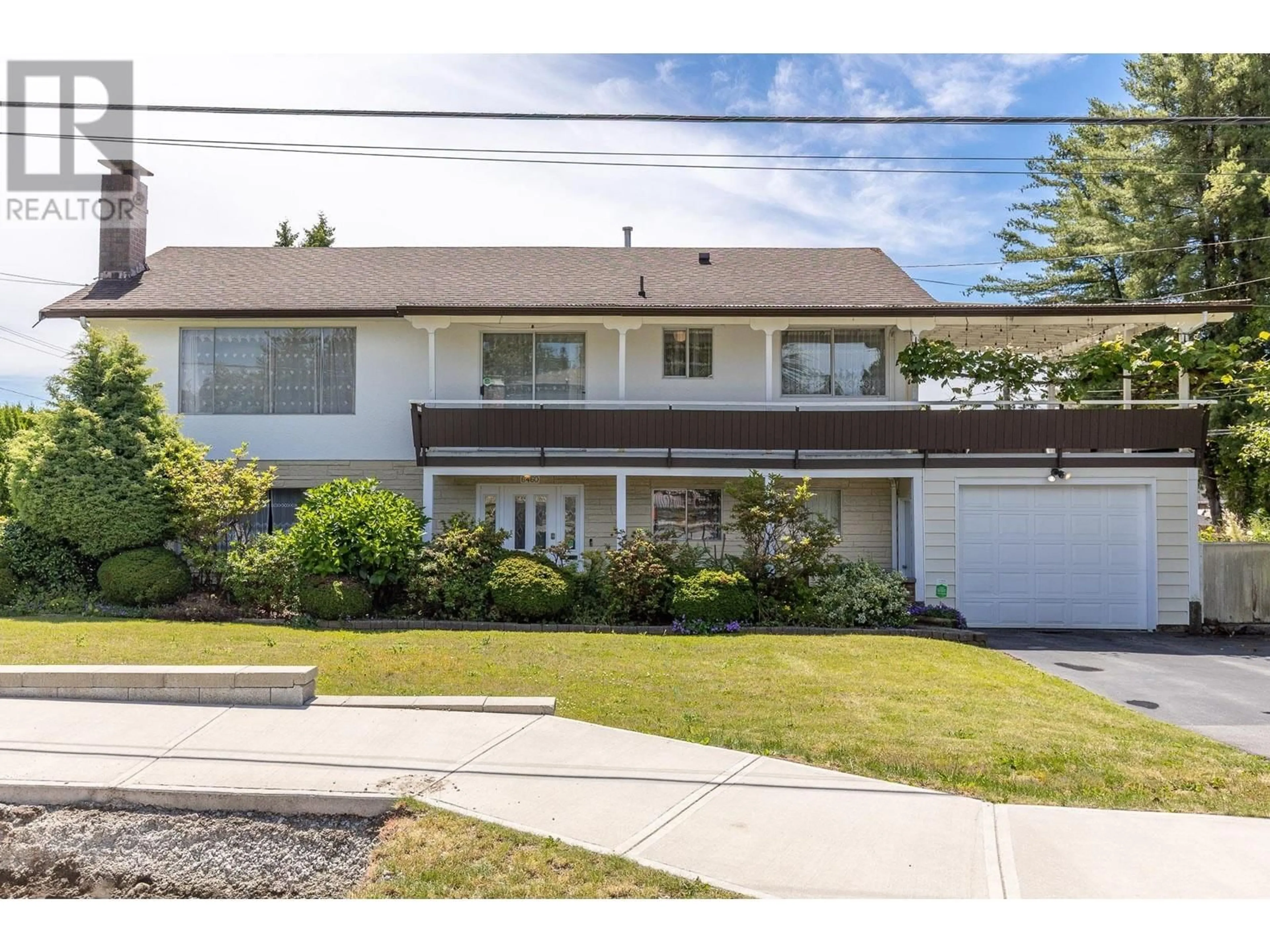 Frontside or backside of a home for 6460 LOCHDALE STREET, Burnaby British Columbia V5B2M5