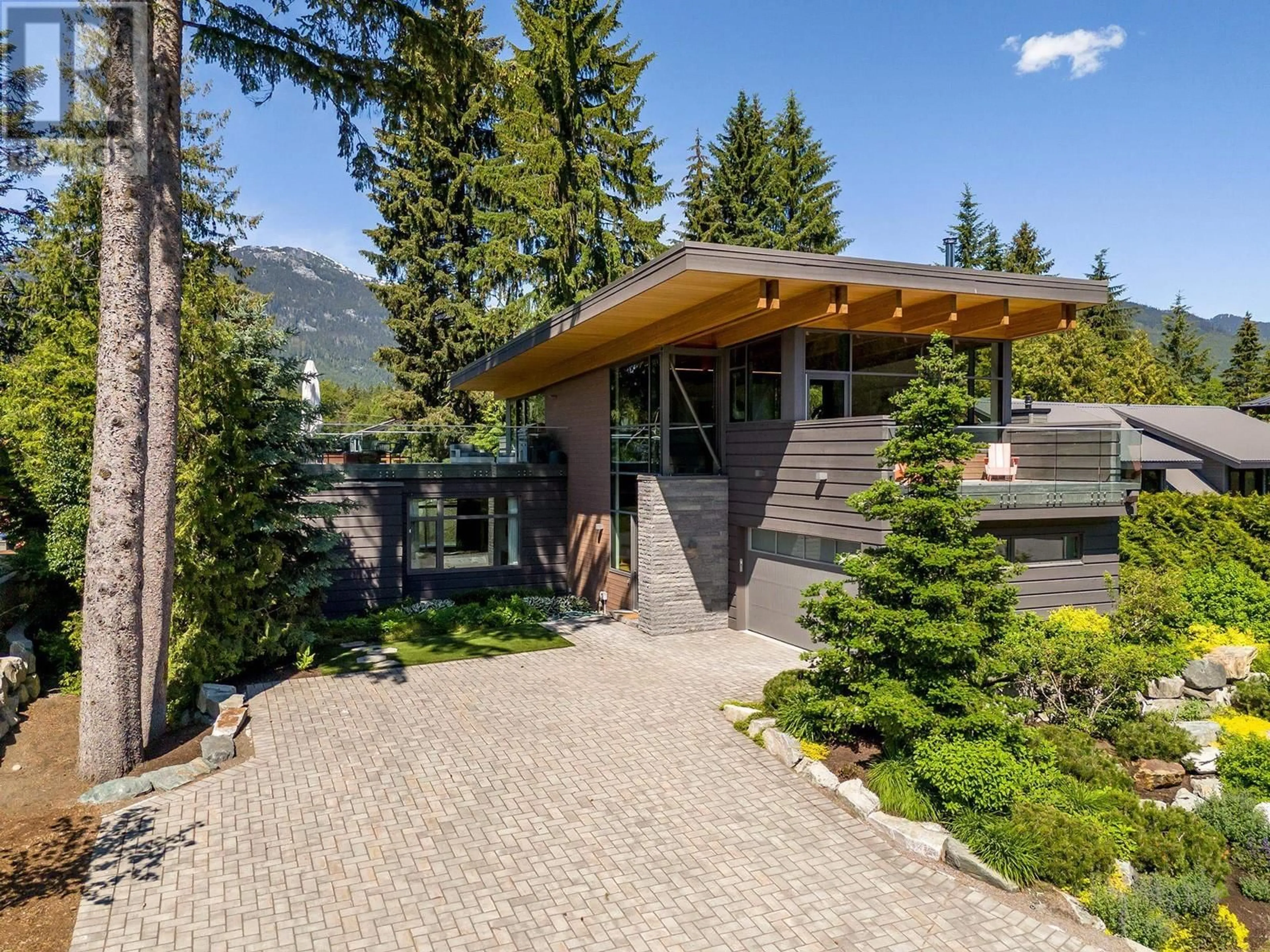 Outside view for 7325 TONI SAILER LANE, Whistler British Columbia V8E0E3