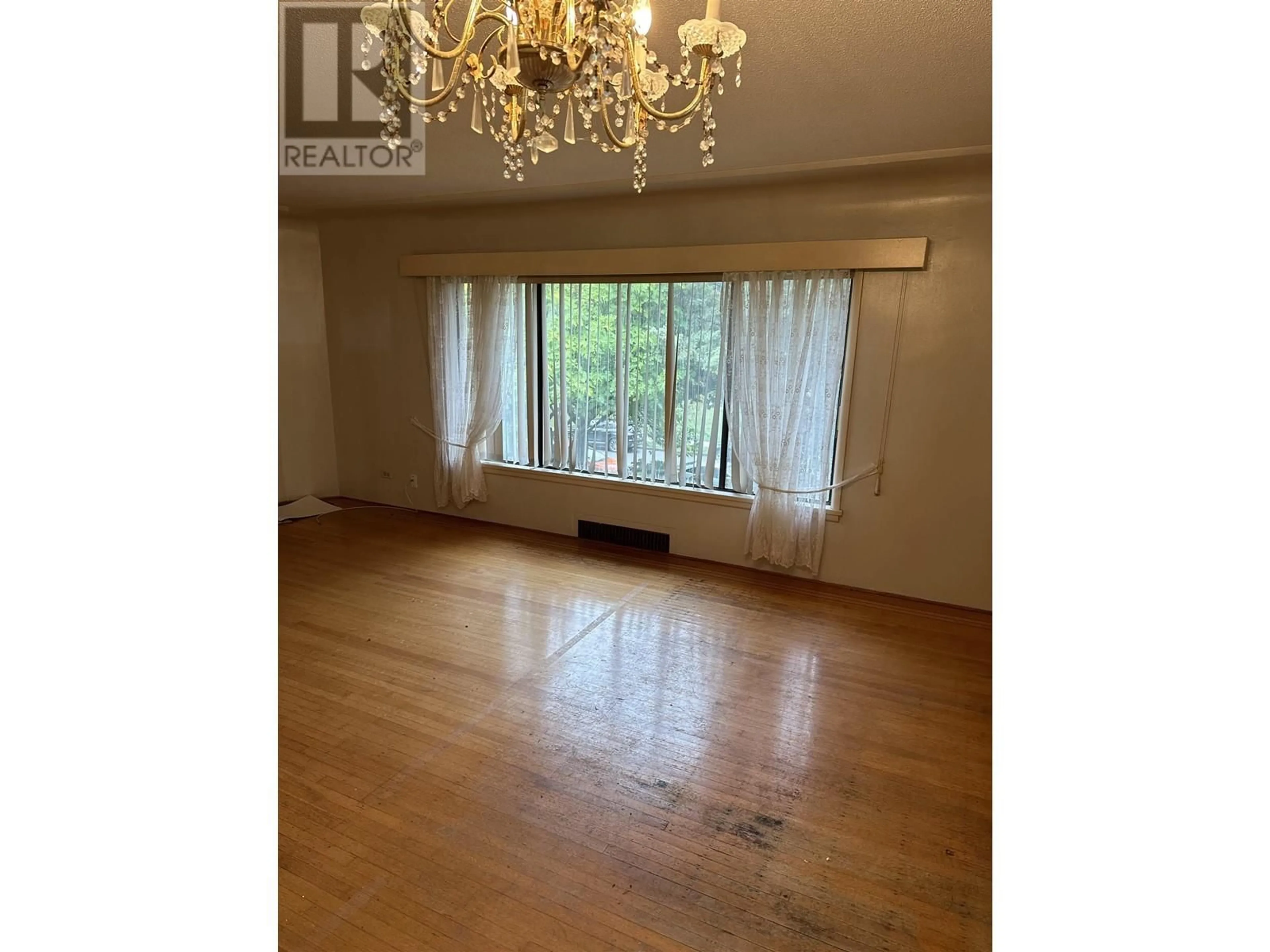 A pic of a room for 3008 GARDEN DRIVE, Vancouver British Columbia V5N4X9
