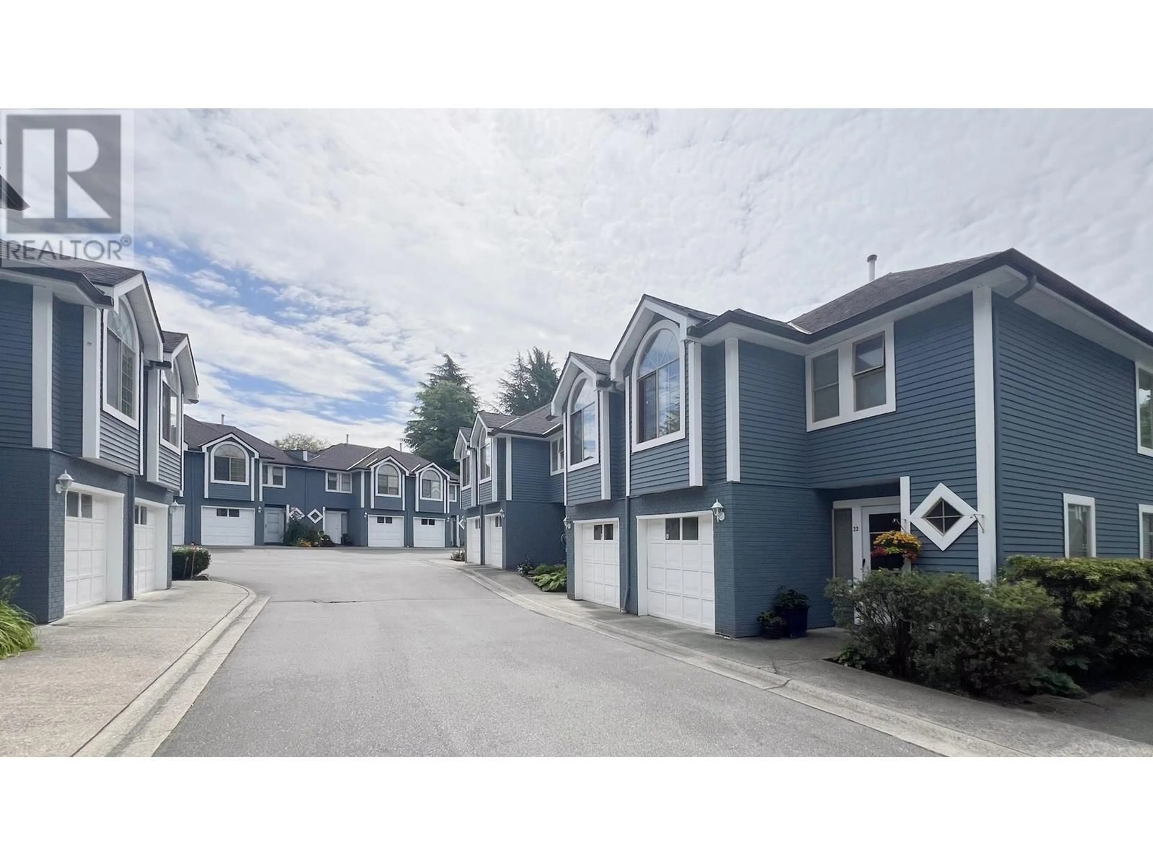 A pic from exterior of the house or condo for 23 2801 ELLERSLIE AVENUE, Burnaby British Columbia V5B4R9