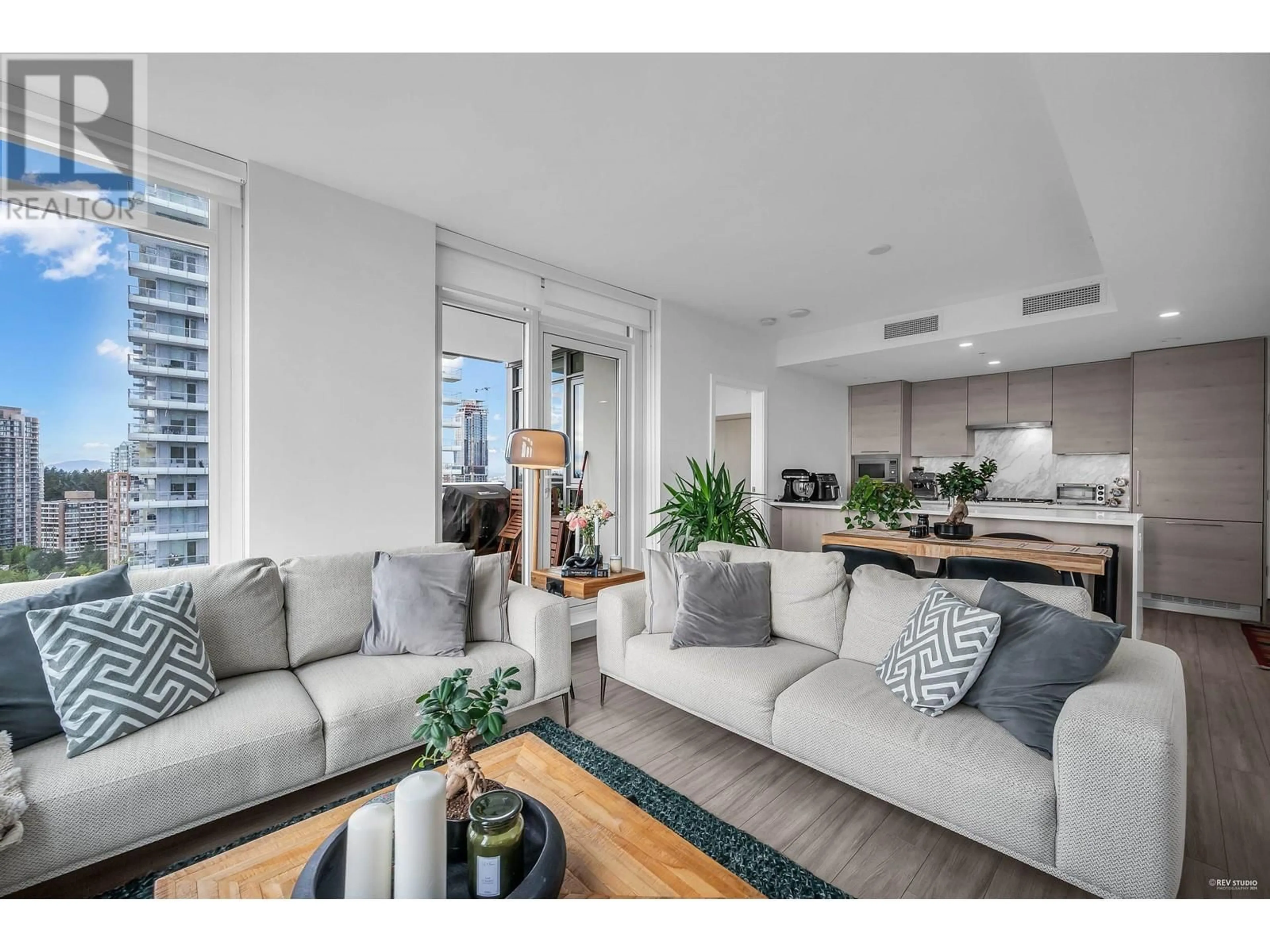 Living room with furniture, unknown for 1708 - 4458 BERESFORD STREET, Burnaby British Columbia V5H0J1