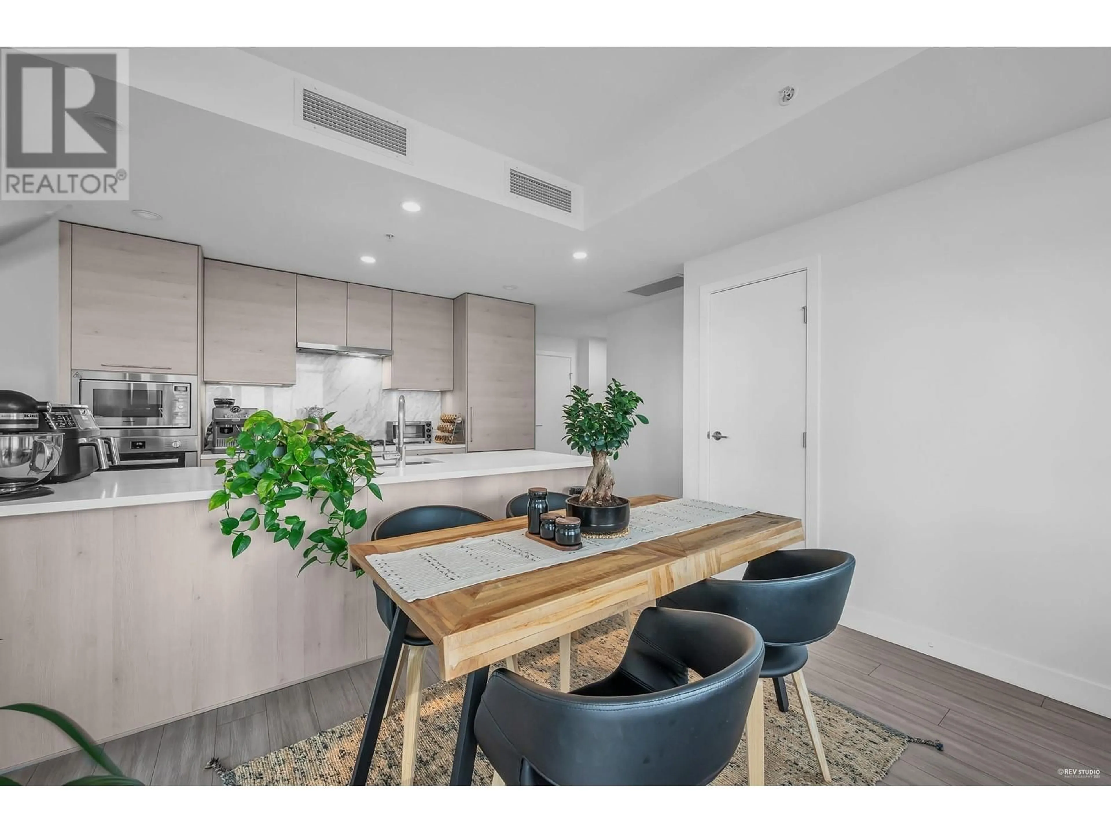Open concept kitchen, unknown for 1708 - 4458 BERESFORD STREET, Burnaby British Columbia V5H0J1