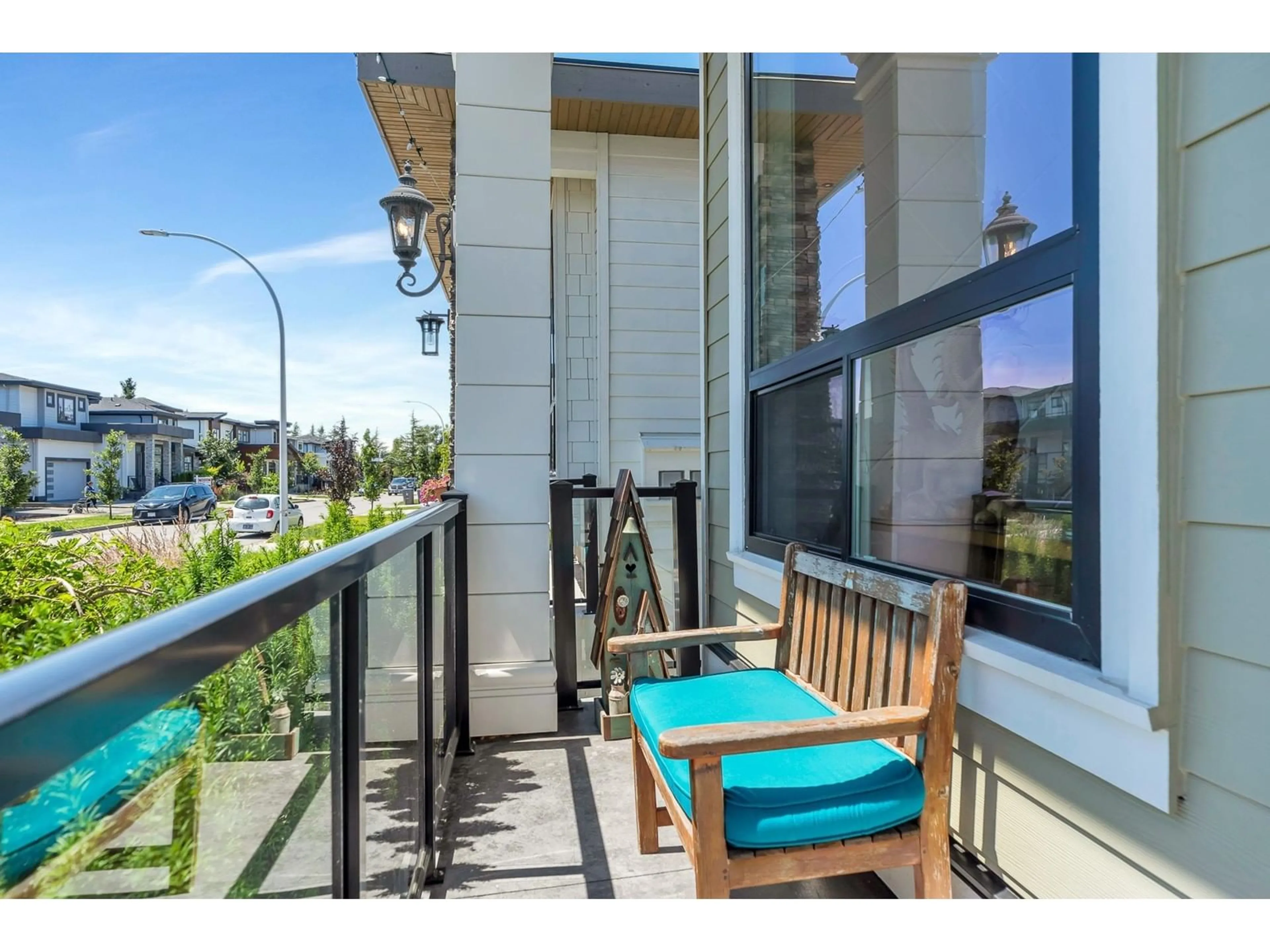 Balcony in the apartment for 16683 18B AVENUE, Surrey British Columbia V3Z1A2