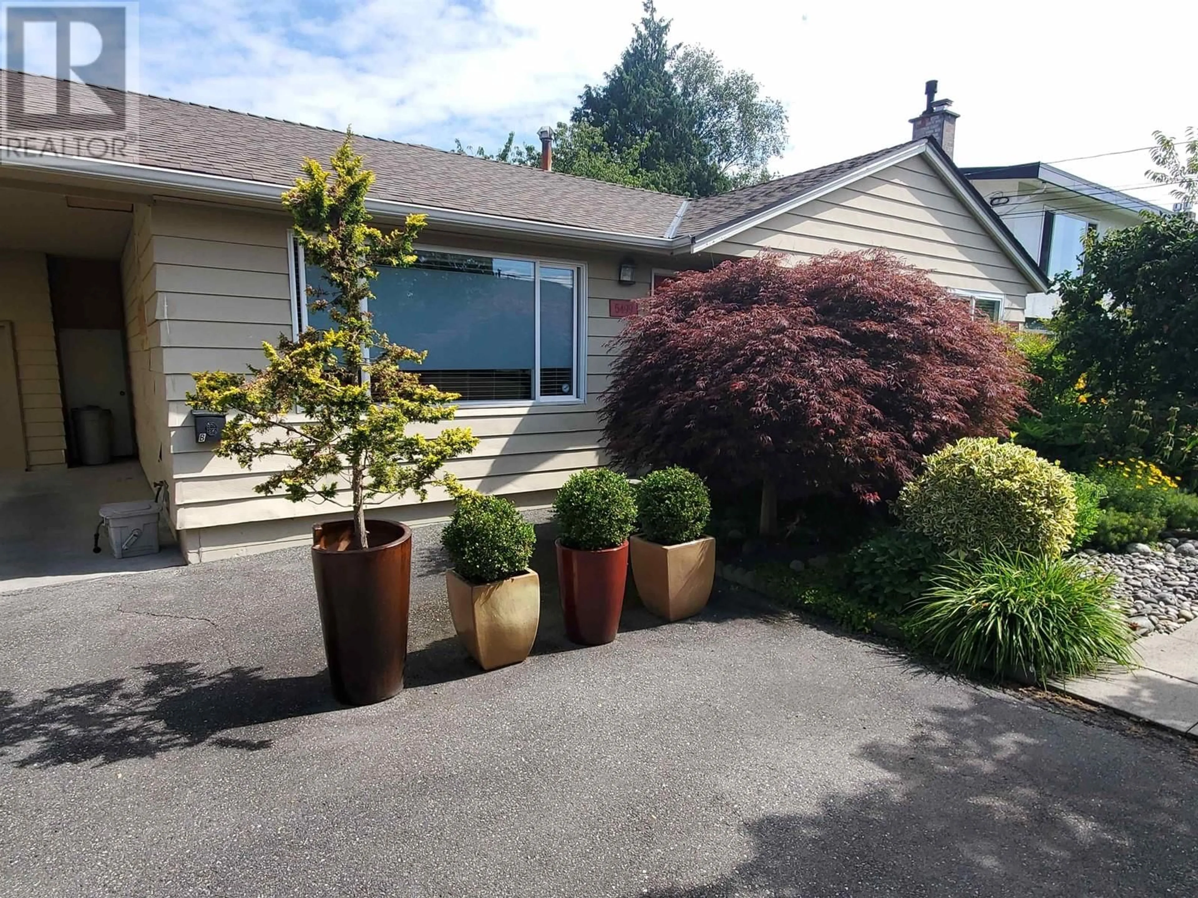 Frontside or backside of a home for 5499 CHESTNUT CRESCENT, Delta British Columbia V4K1J5