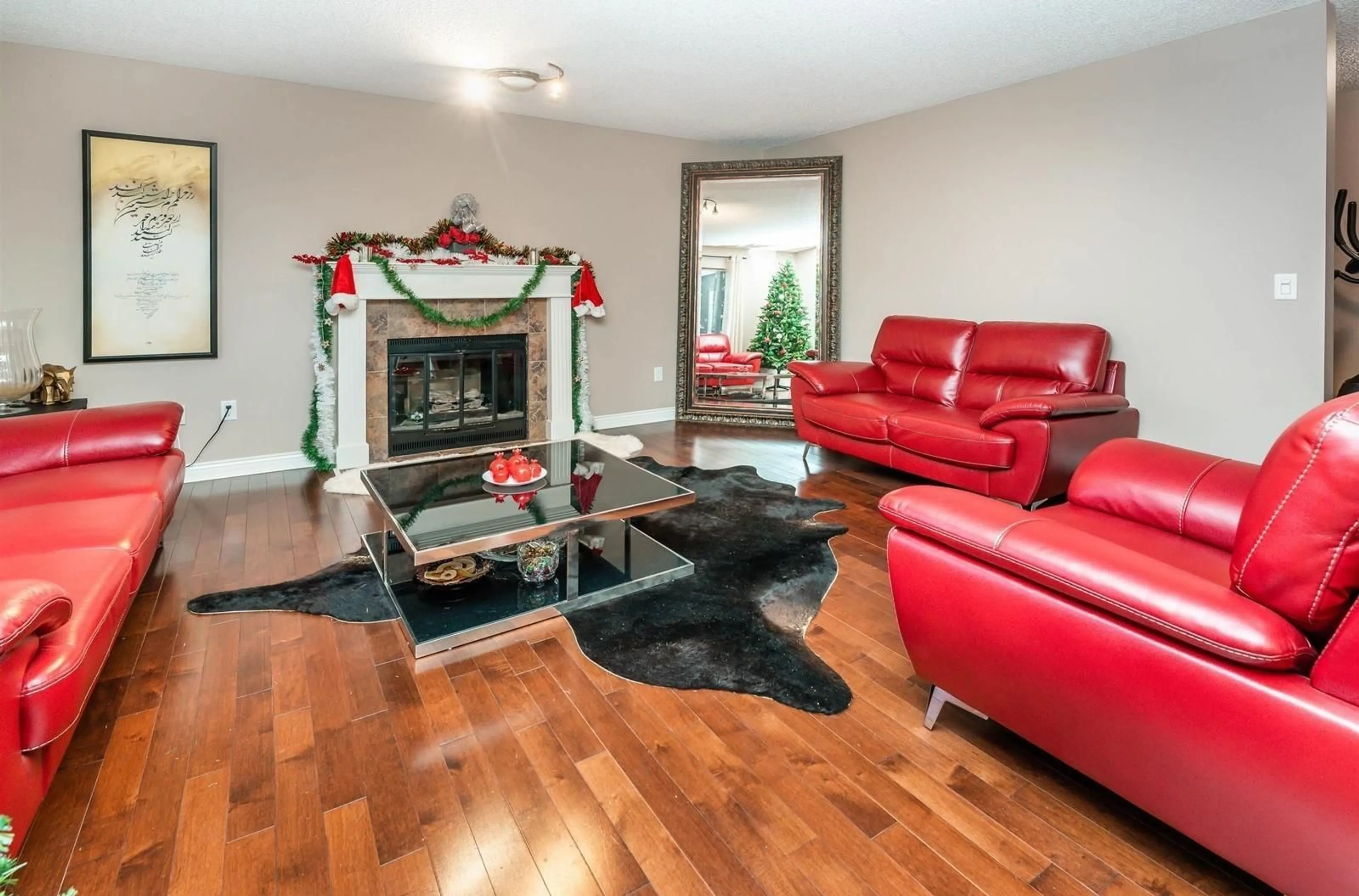 Living room for 19628 68 AVENUE, Langley British Columbia V2Y1J8