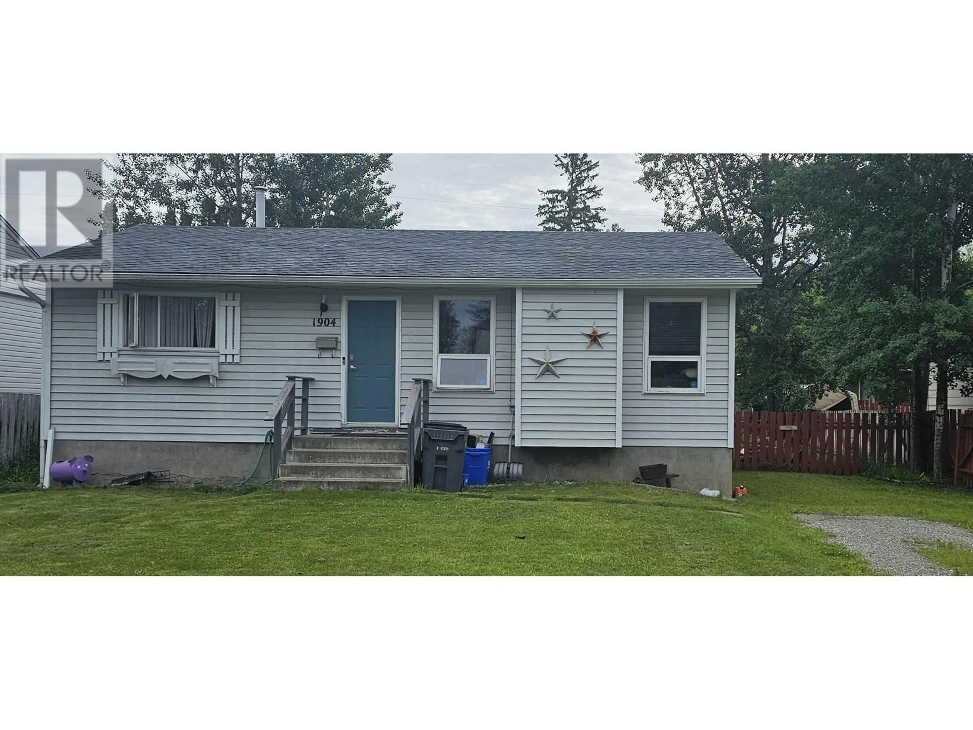 Frontside or backside of a home for 1904 HEMLOCK STREET, Prince George British Columbia V2L1J2