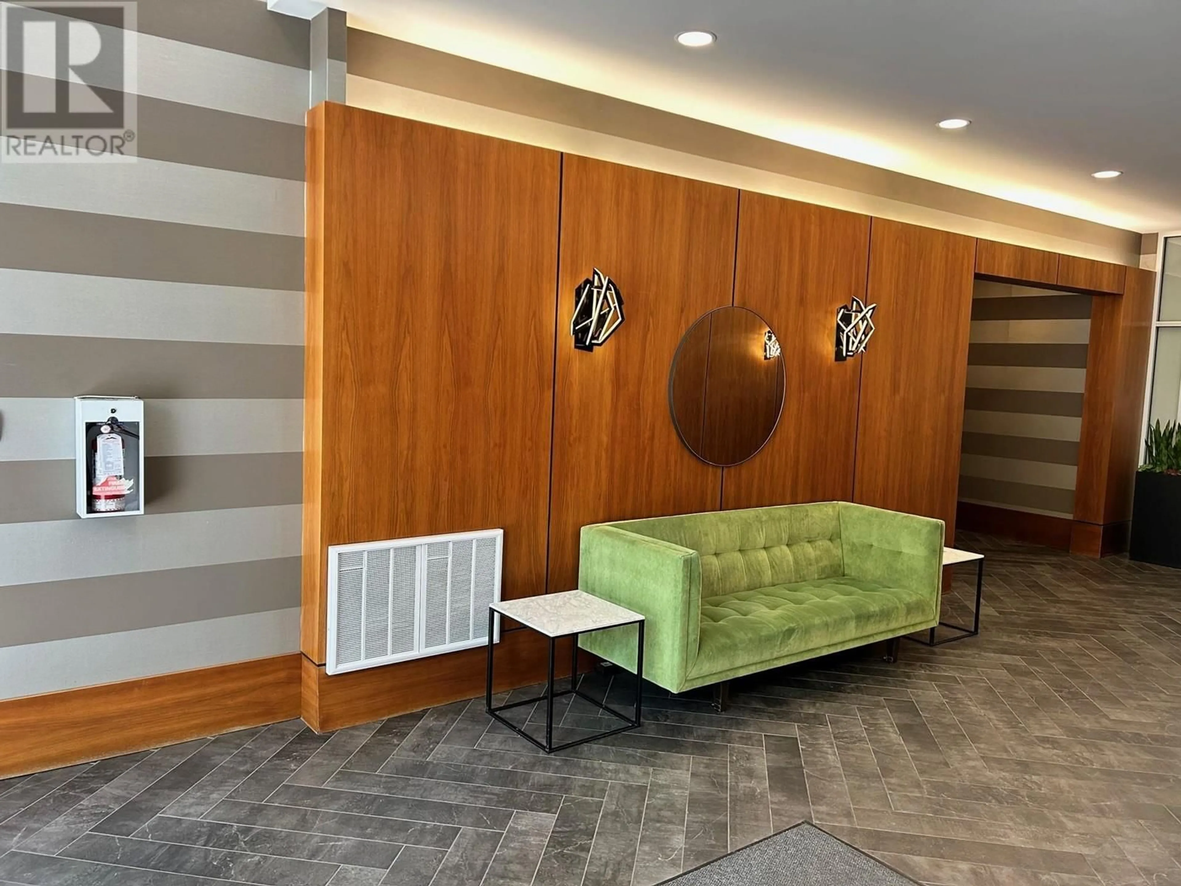 Indoor lobby for 305 1238 BURRARD STREET, Vancouver British Columbia V6Z3E1