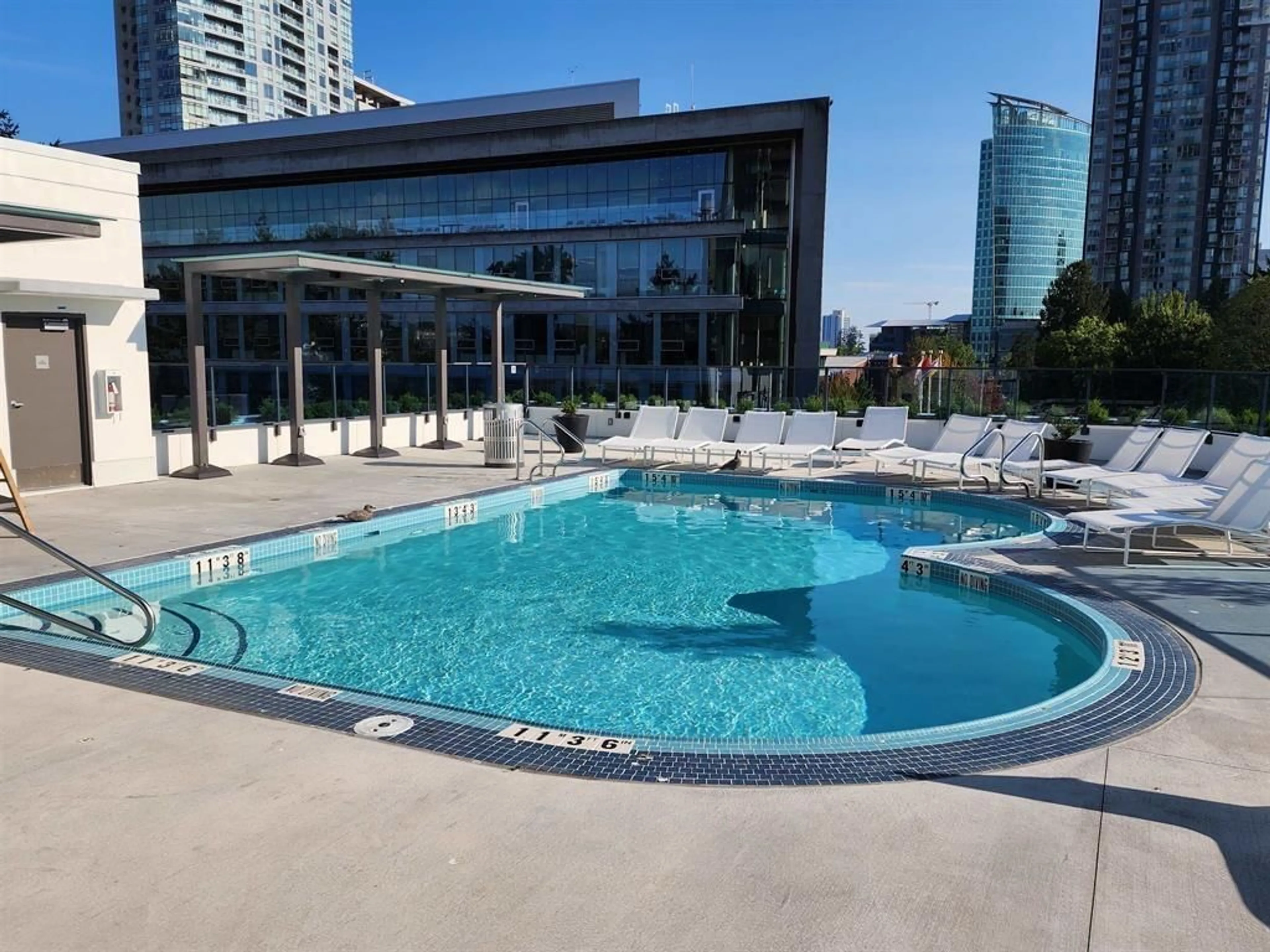 Indoor or outdoor pool for 2208 13428 105 AVENUE, Surrey British Columbia V3T0S6