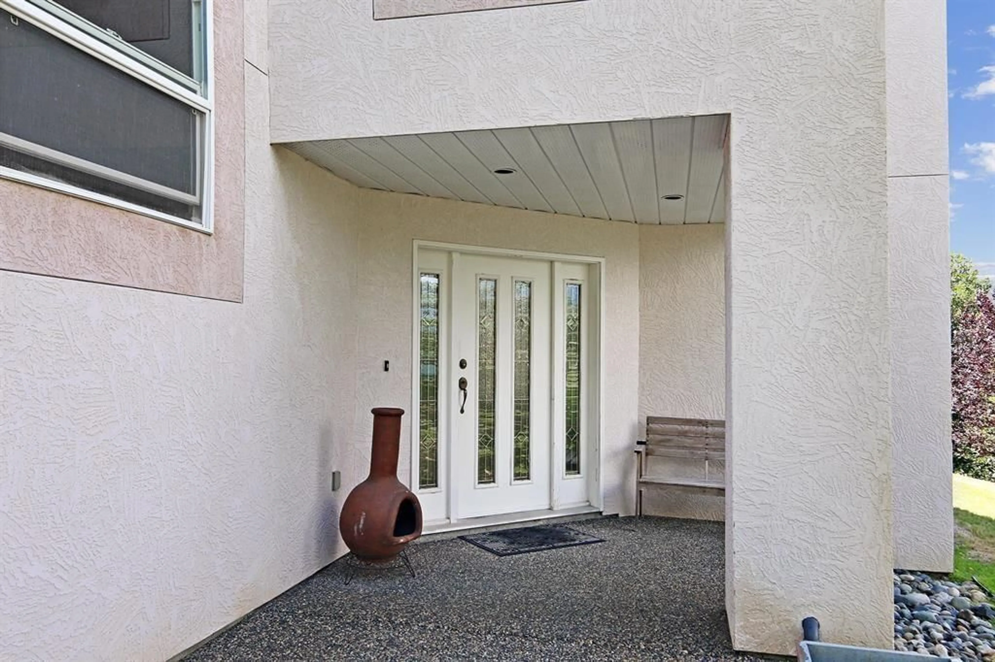 Indoor foyer for 8360 CHELMSFORD PLACE, Chilliwack British Columbia V2R3X2