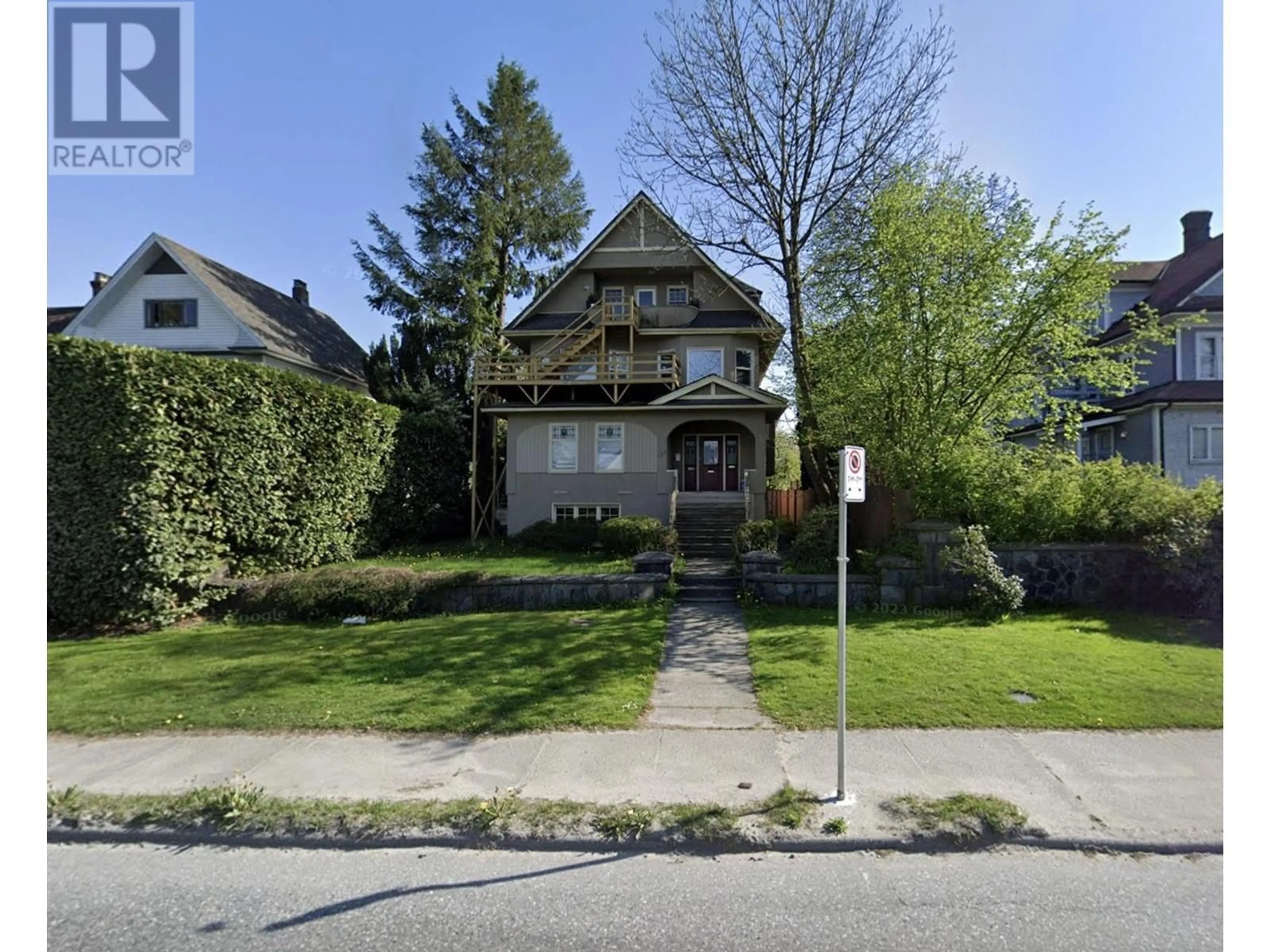 Street view for 236 W 12TH AVENUE, Vancouver British Columbia V5Y1T8