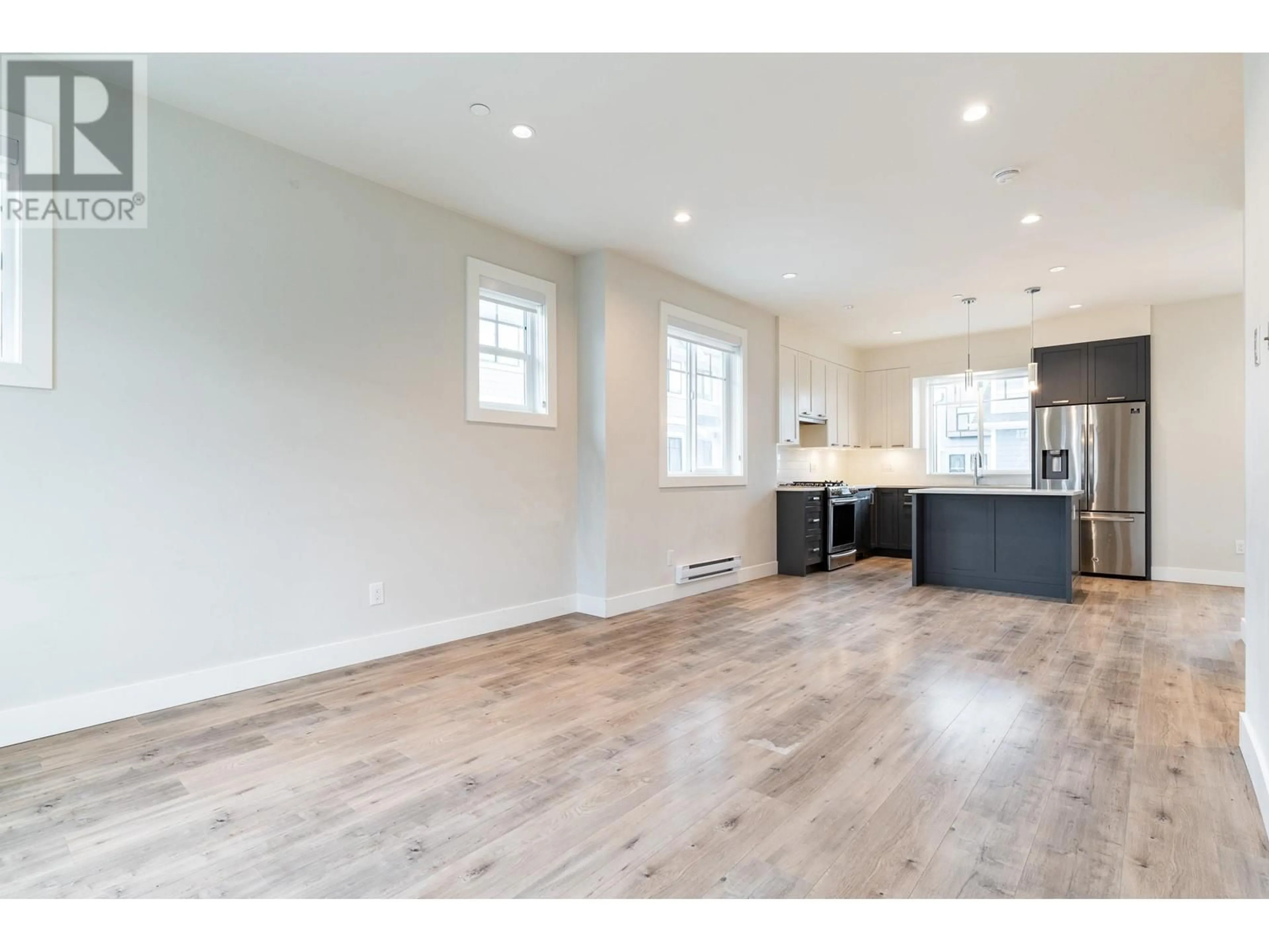 A pic of a room for 32 189 WOOD STREET, New Westminster British Columbia V3M0L7