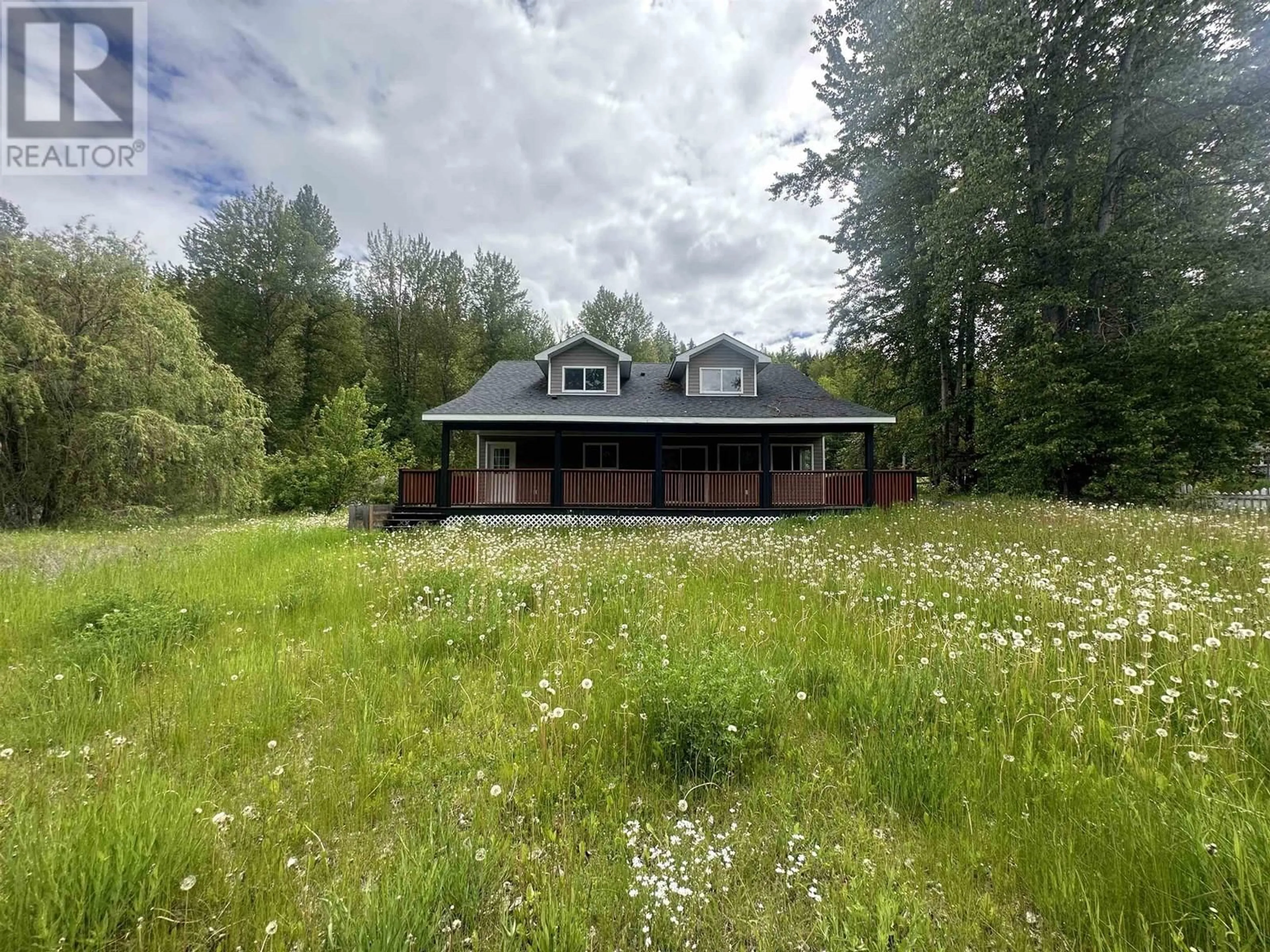 Cottage for 6017 CEDAR CREEK ROAD, Likely British Columbia V0L1N0