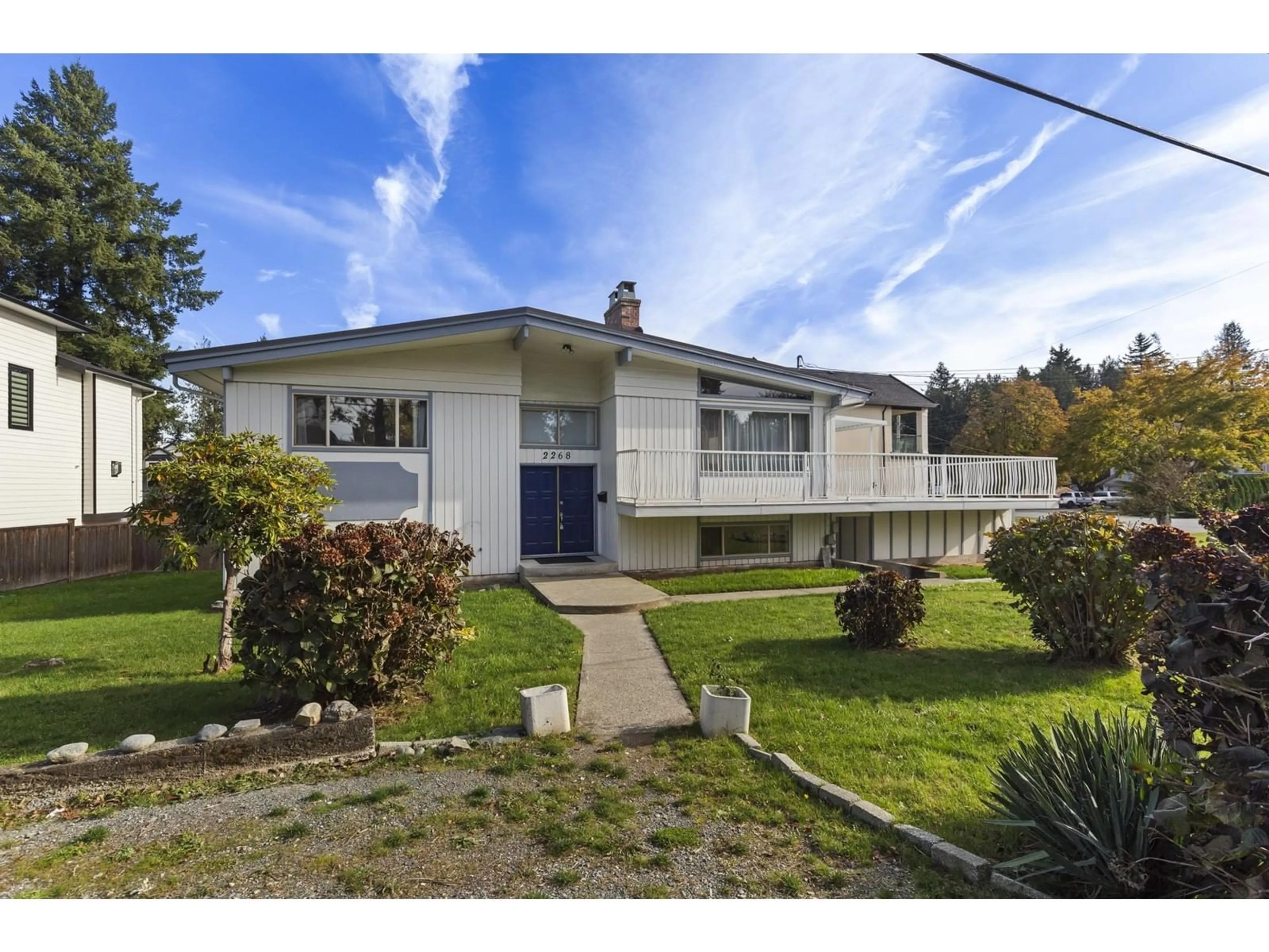 Frontside or backside of a home for 2268 WESTERLY STREET, Abbotsford British Columbia V2T2M4