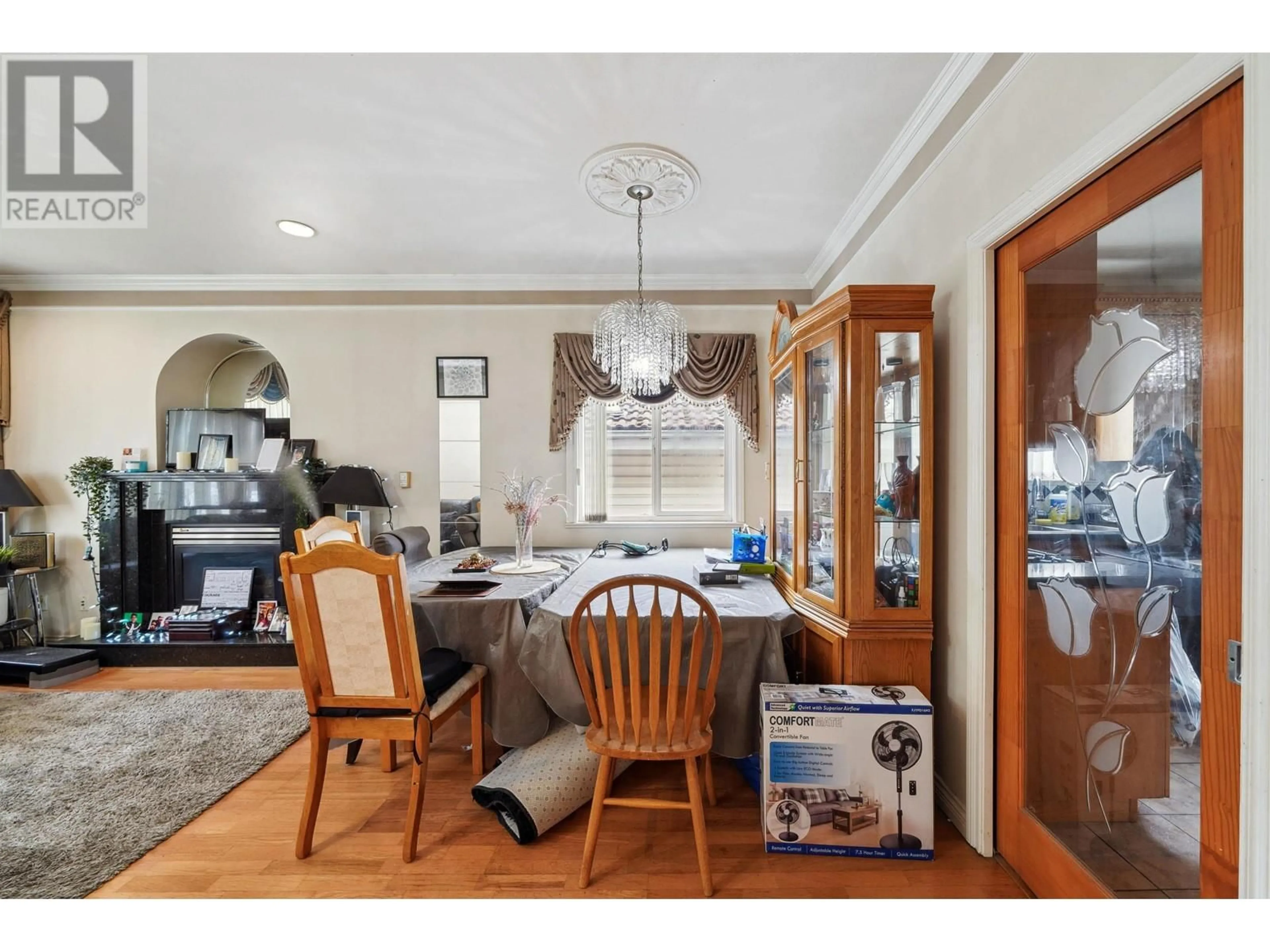 Dining room for 3234 CLIVE AVENUE, Vancouver British Columbia V5R4V2