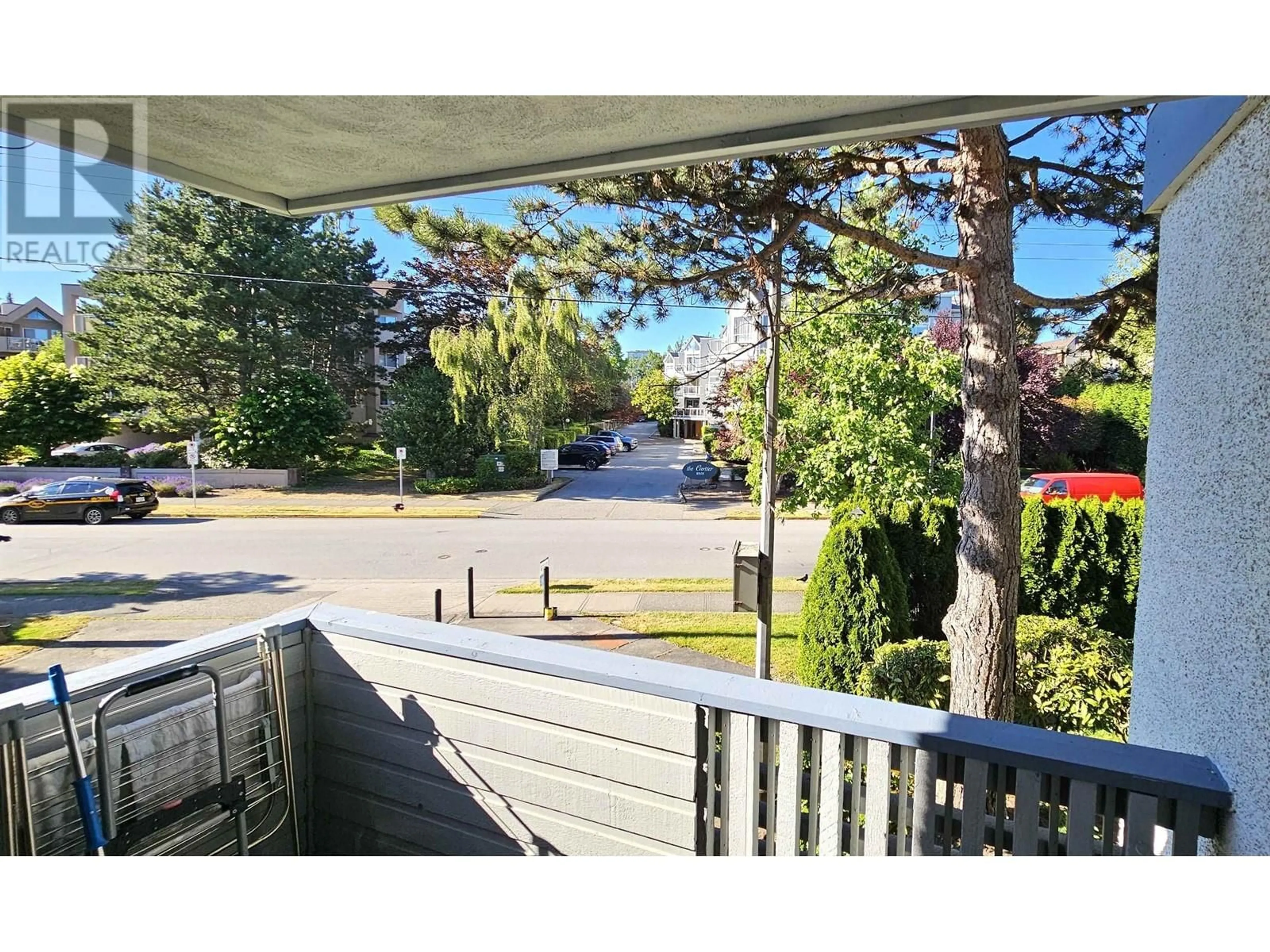 A pic from outside/outdoor area/front of a property/back of a property/a pic from drone, street for 123 - 8700 ACKROYD ROAD, Richmond British Columbia V6X3G2