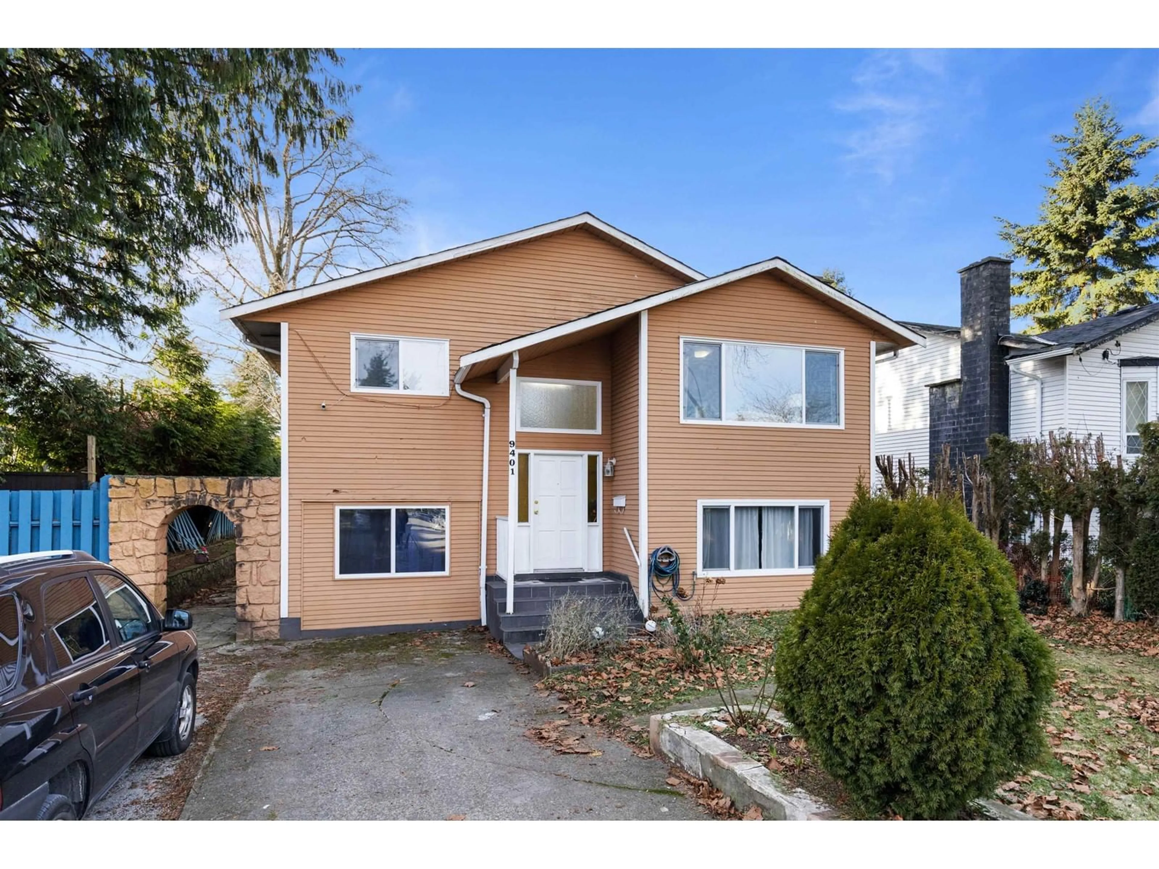 Frontside or backside of a home for 9401 124A STREET, Surrey British Columbia V3V7G3