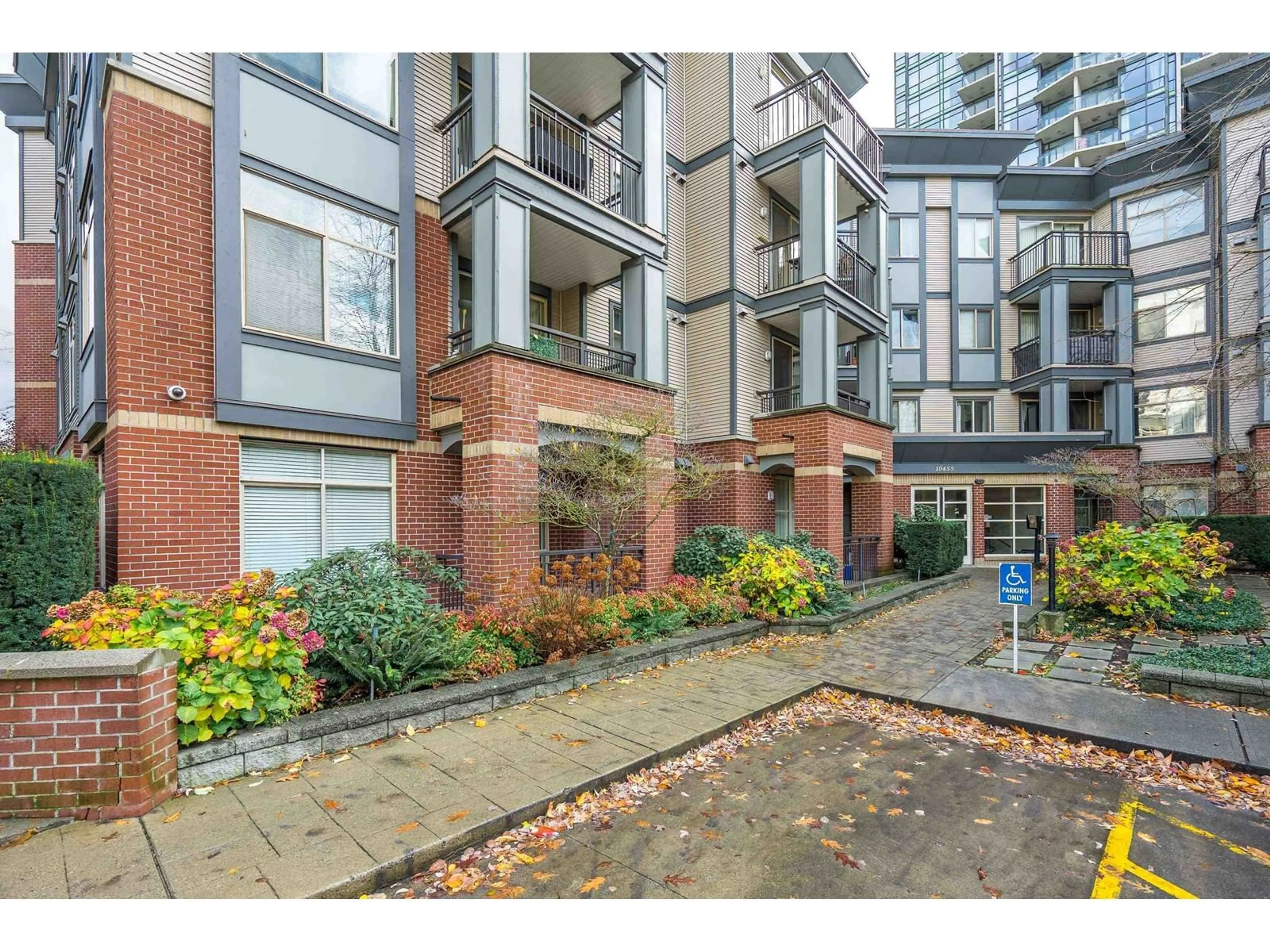 A pic from exterior of the house or condo for 310 10455 UNIVERSITY DRIVE, Surrey British Columbia V3T0A5