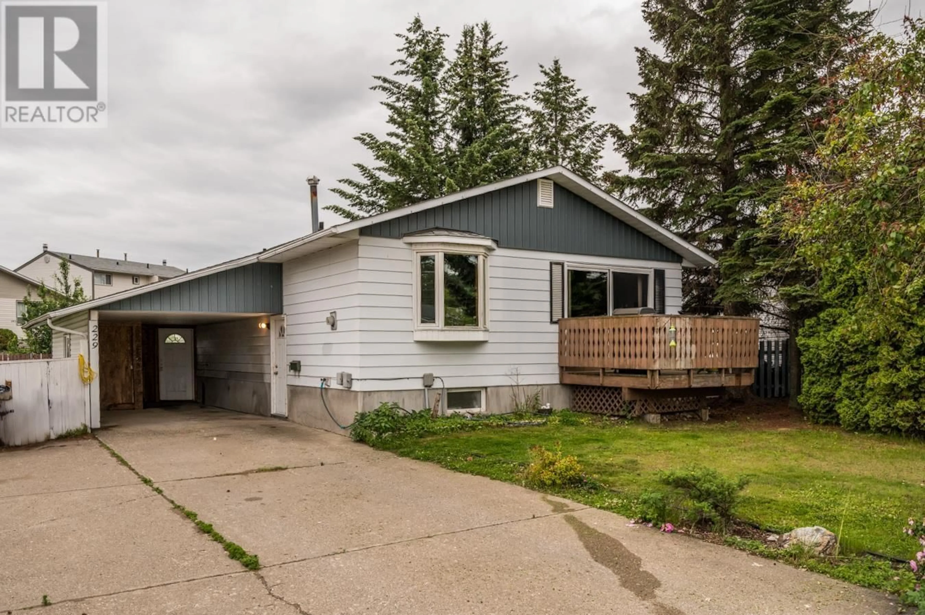 Frontside or backside of a home for 229 DUPRE AVENUE, Prince George British Columbia V2M4V9