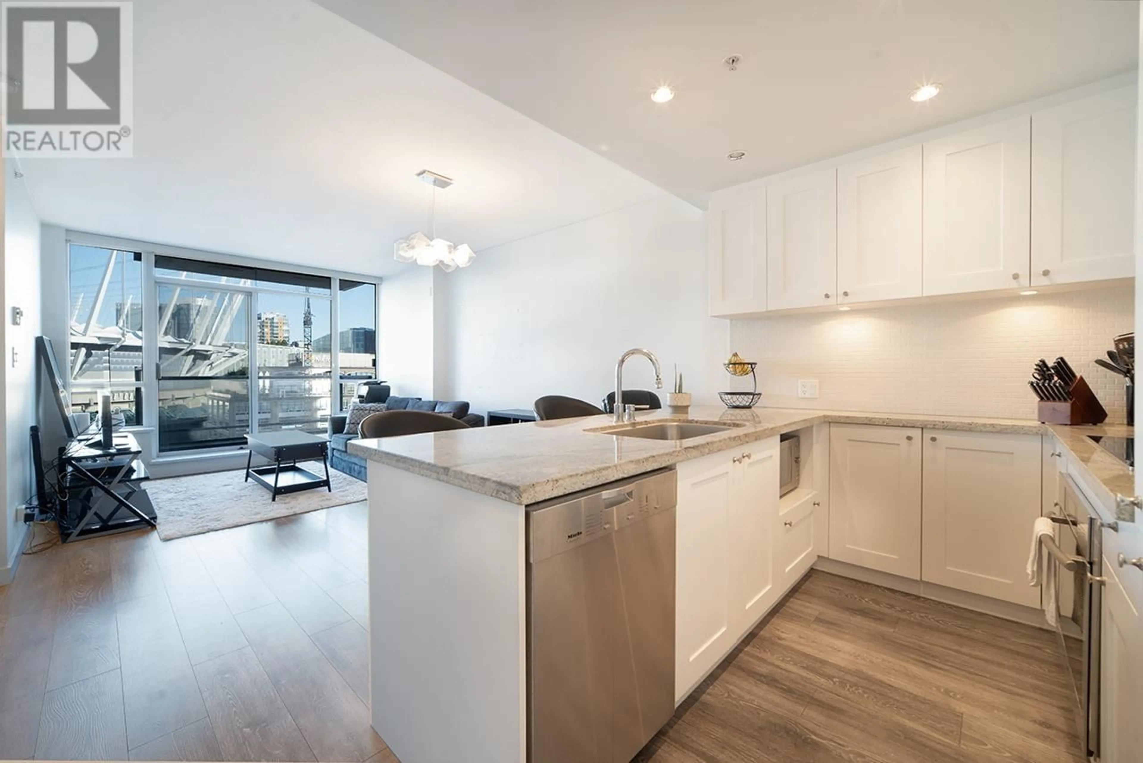 Contemporary kitchen for 806 821 CAMBIE STREET, Vancouver British Columbia V6B0E3