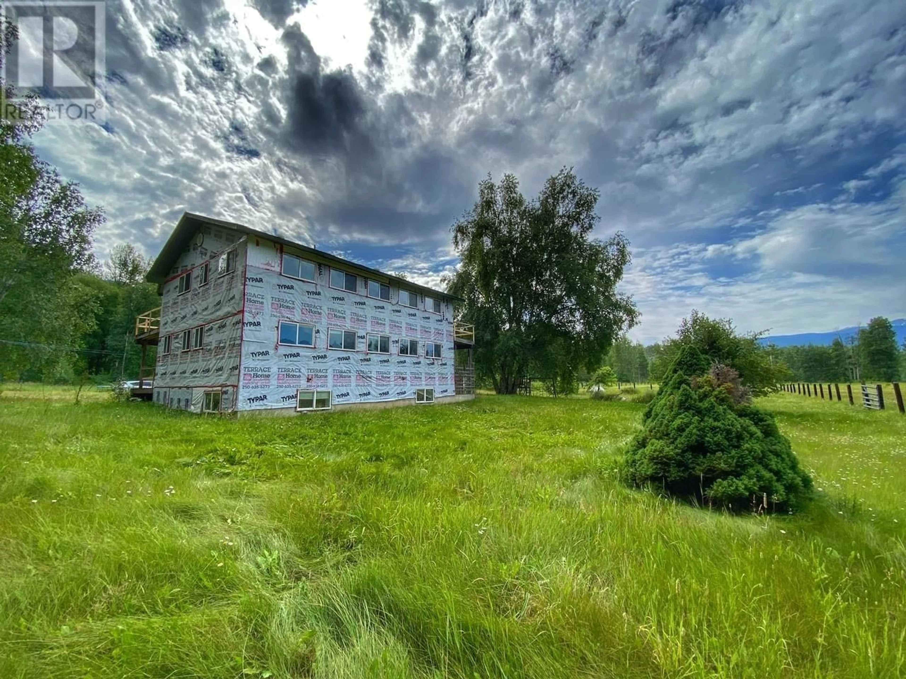 Shed for 263 SKEENA CROSSING ROAD, Hazelton British Columbia V0J1N0
