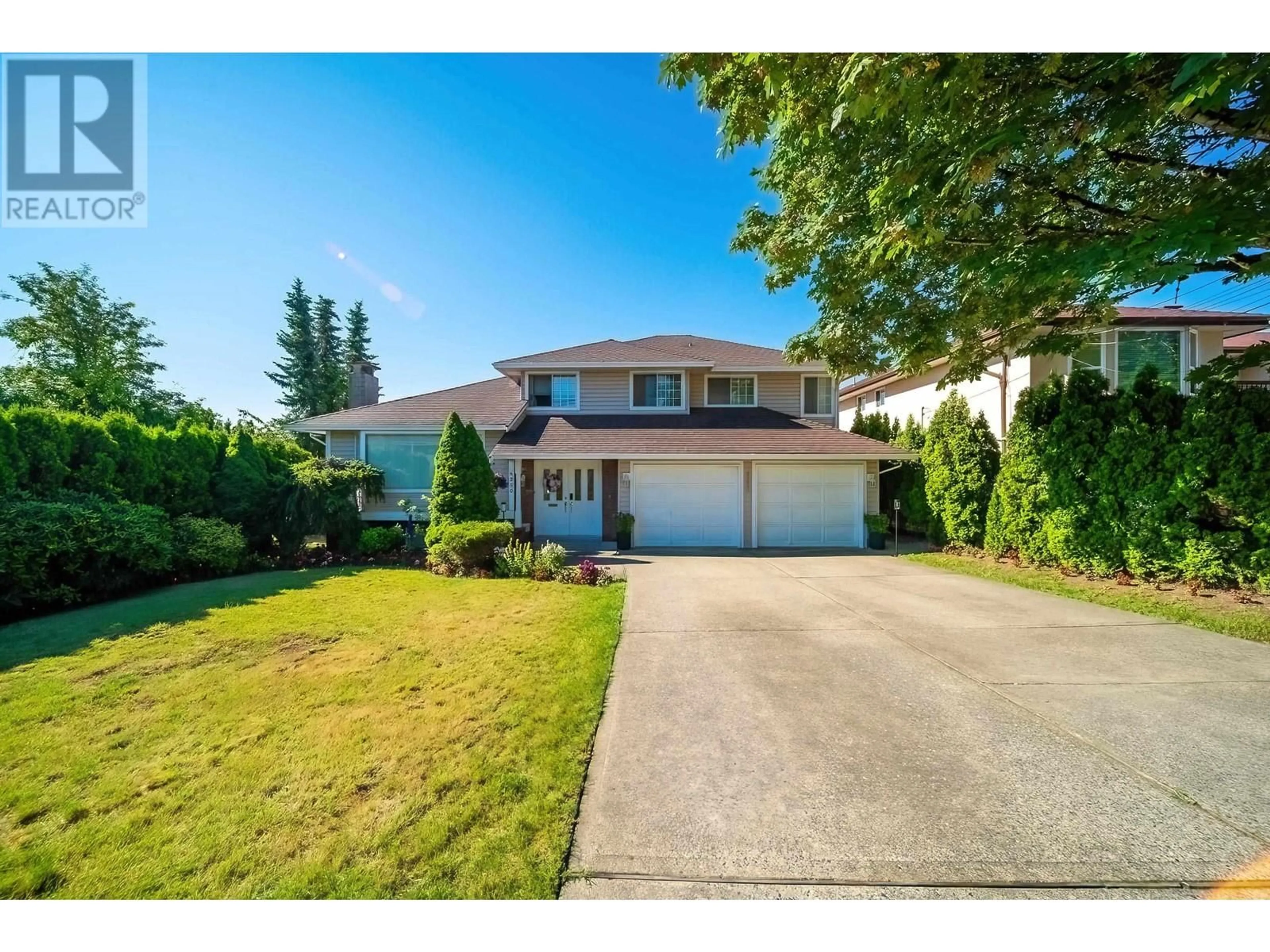 A pic from outside/outdoor area/front of a property/back of a property/a pic from drone, street for 6250 CLINTON STREET, Burnaby British Columbia V5J2M7
