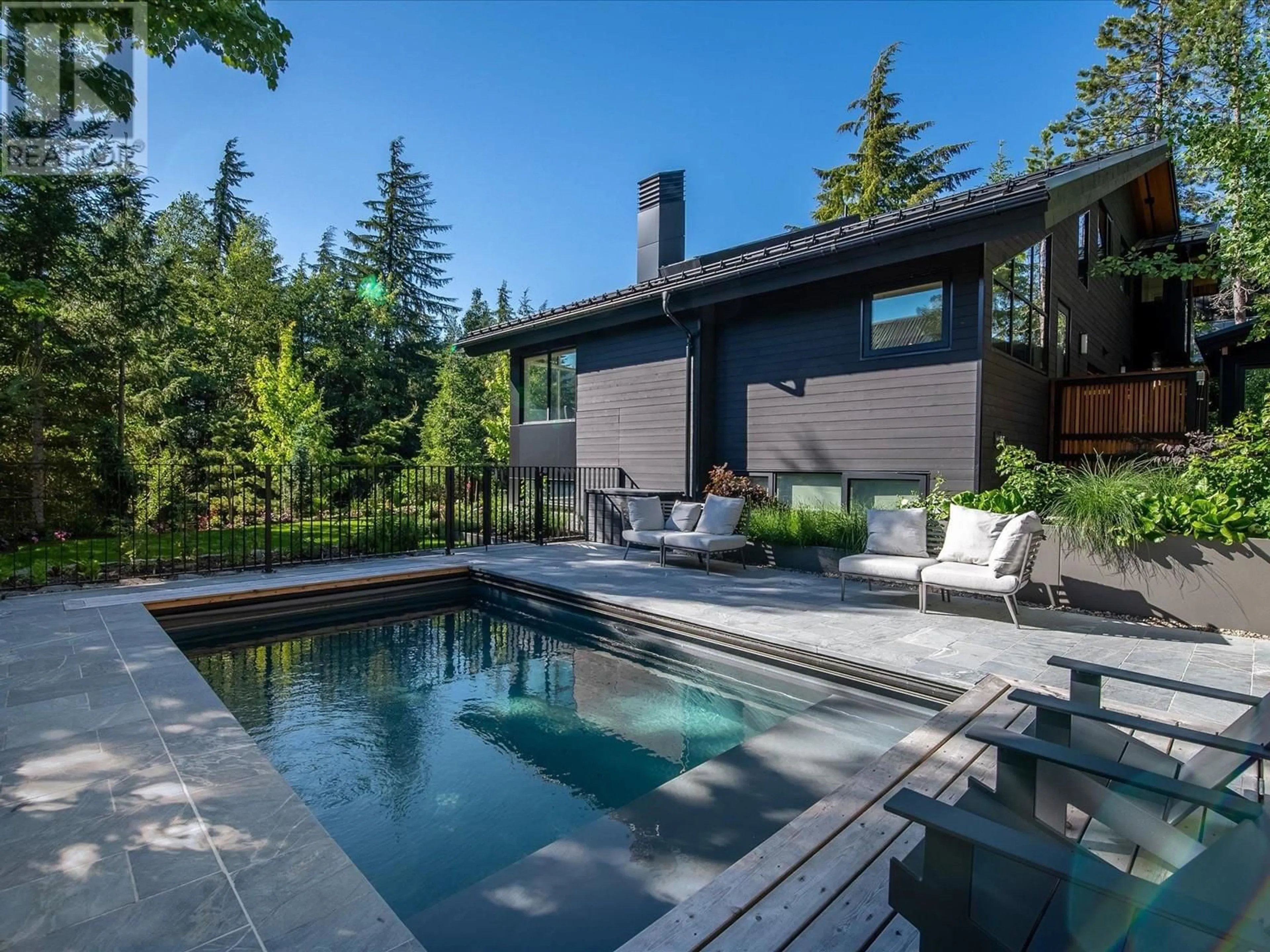 Frontside or backside of a home for 6343 FAIRWAY DRIVE, Whistler British Columbia V8E0C9