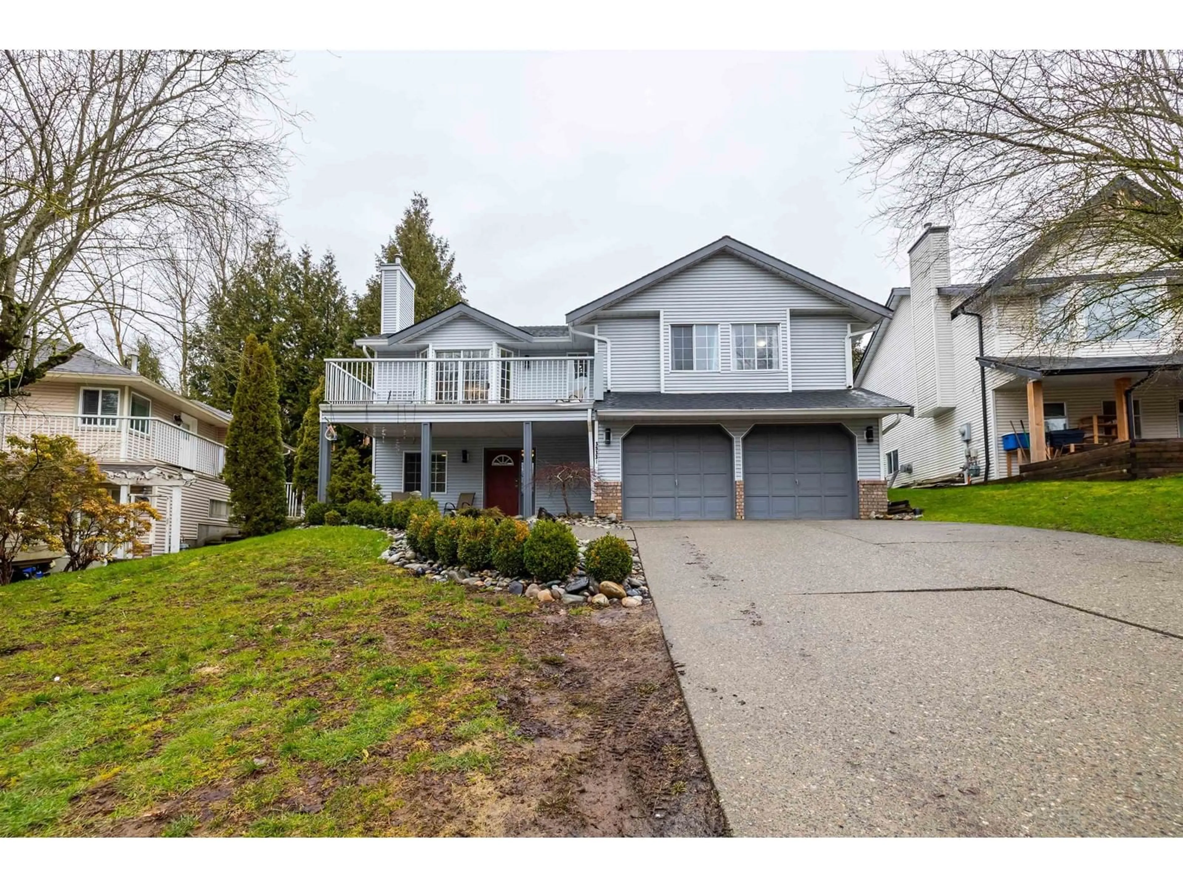 Frontside or backside of a home for 35331 SANDY HILL ROAD, Abbotsford British Columbia V3G1J2