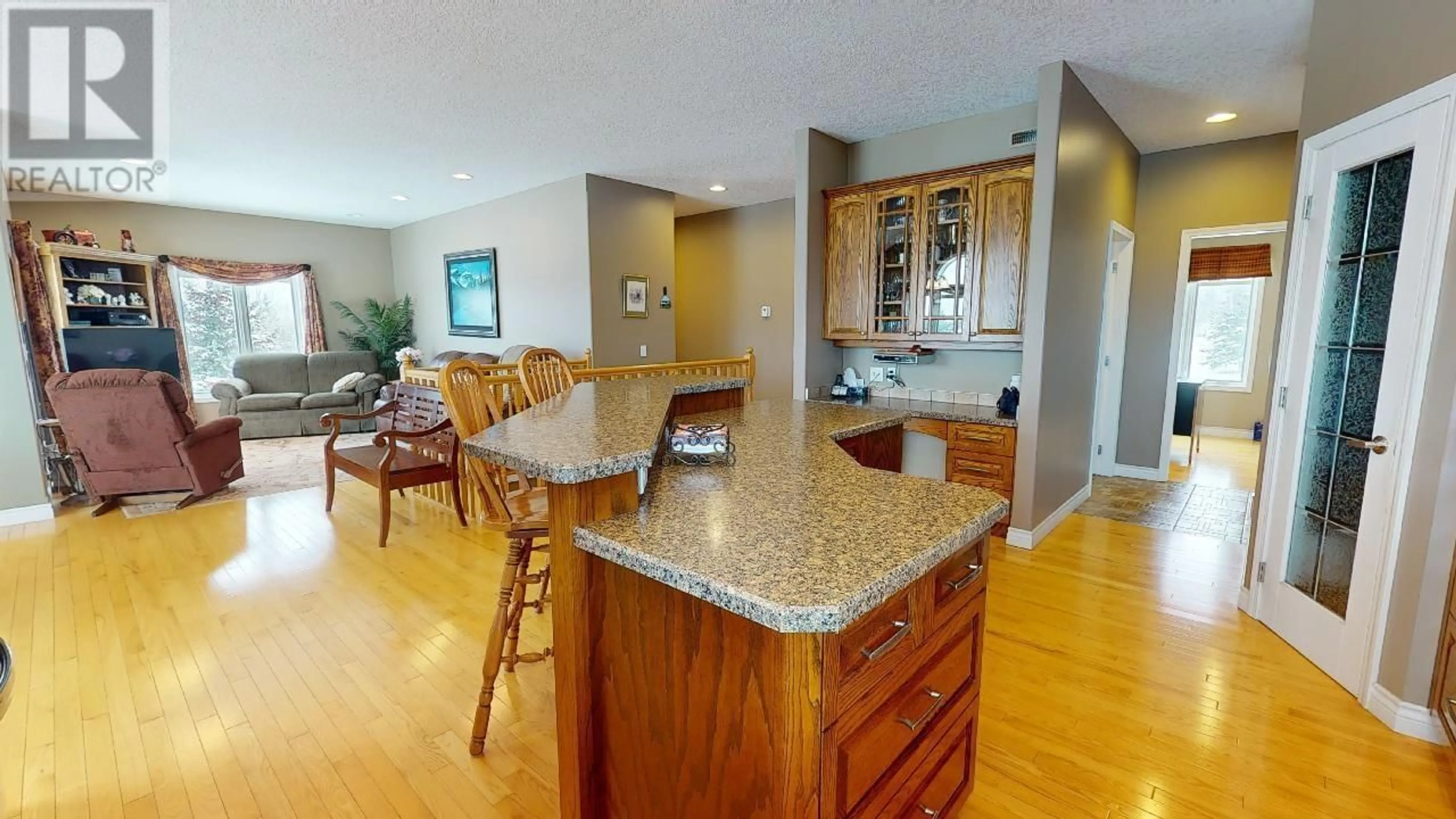 Open concept kitchen for 7001 S 253 ROAD, Fort St. John British Columbia V0C1C2