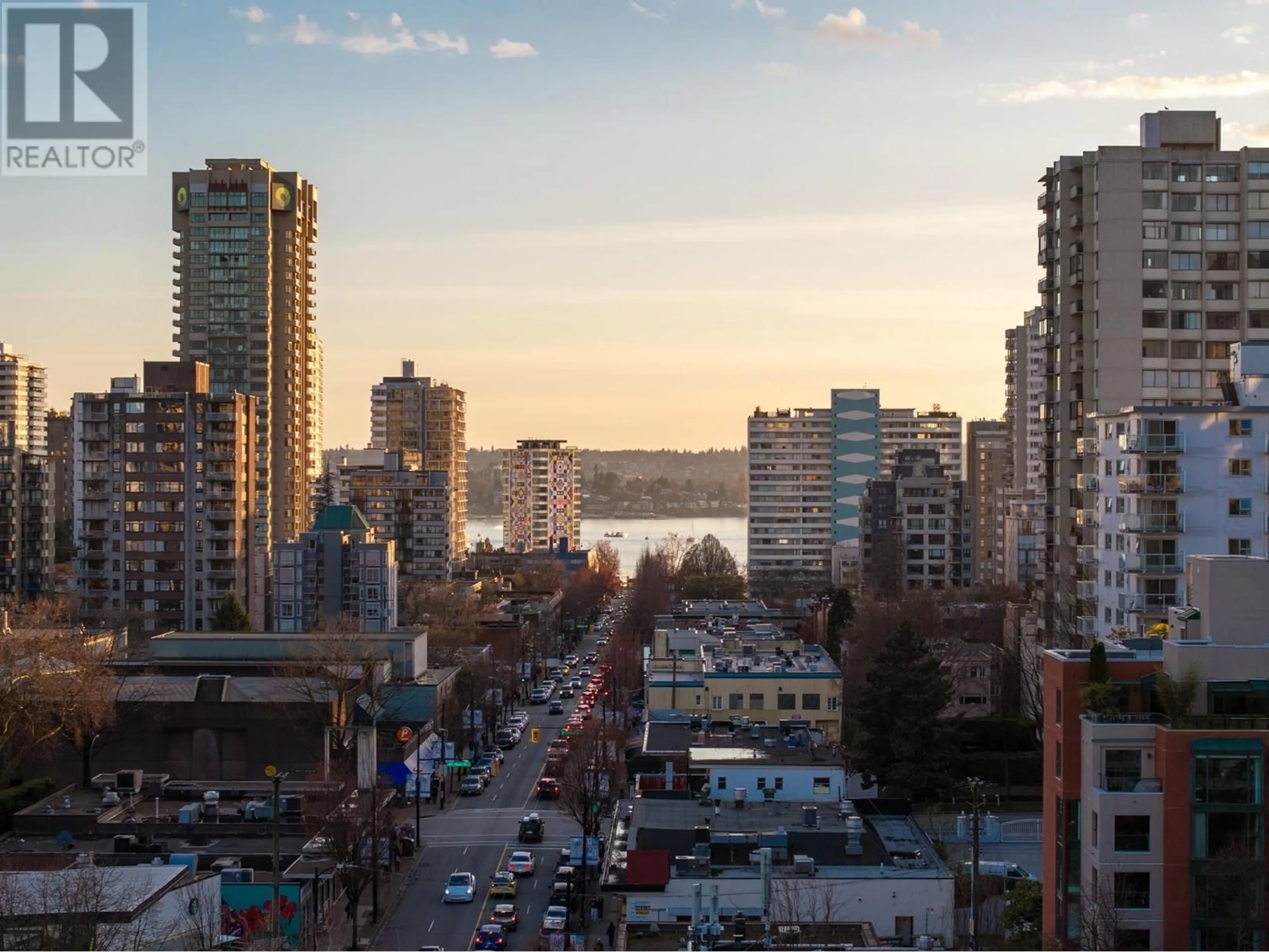 A pic from exterior of the house or condo, the view of city buildings for 403 1818 ALBERNI STREET, Vancouver British Columbia V6G1B3