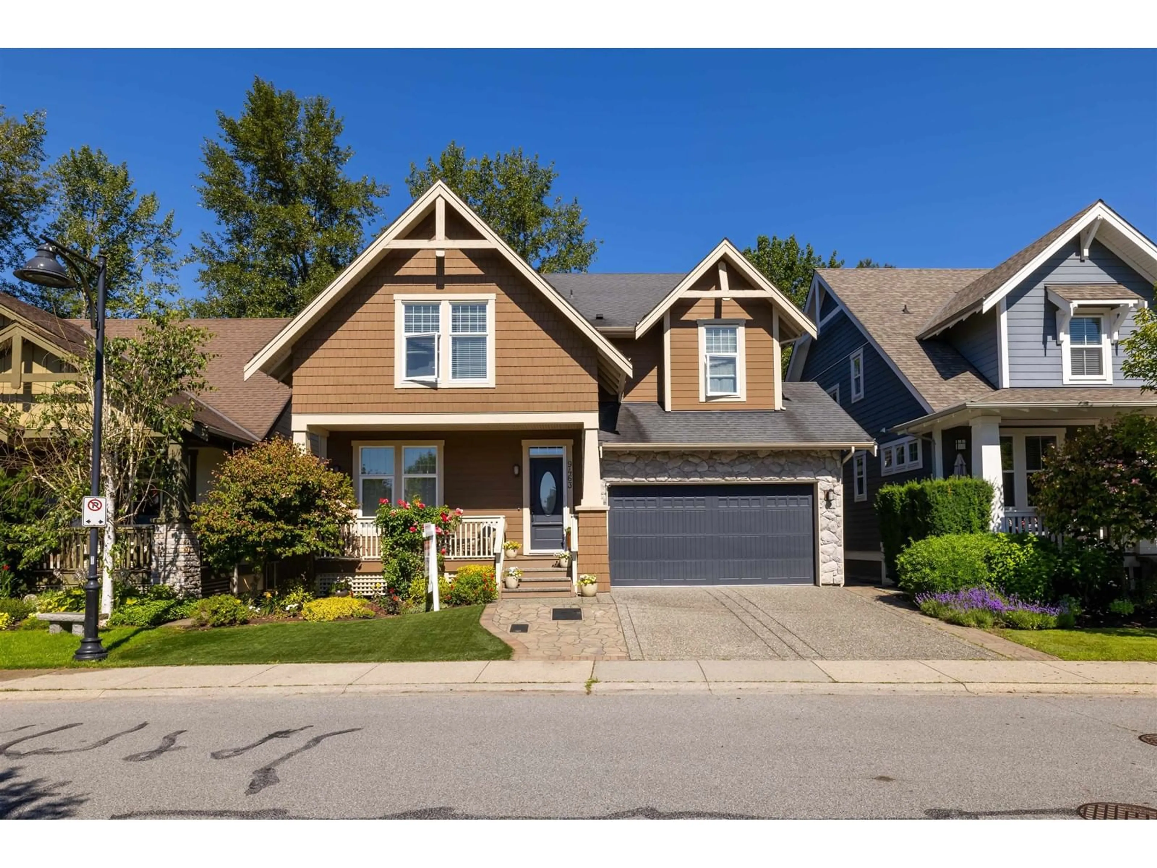 Frontside or backside of a home for 9463 WASKA STREET, Langley British Columbia V1M4G5