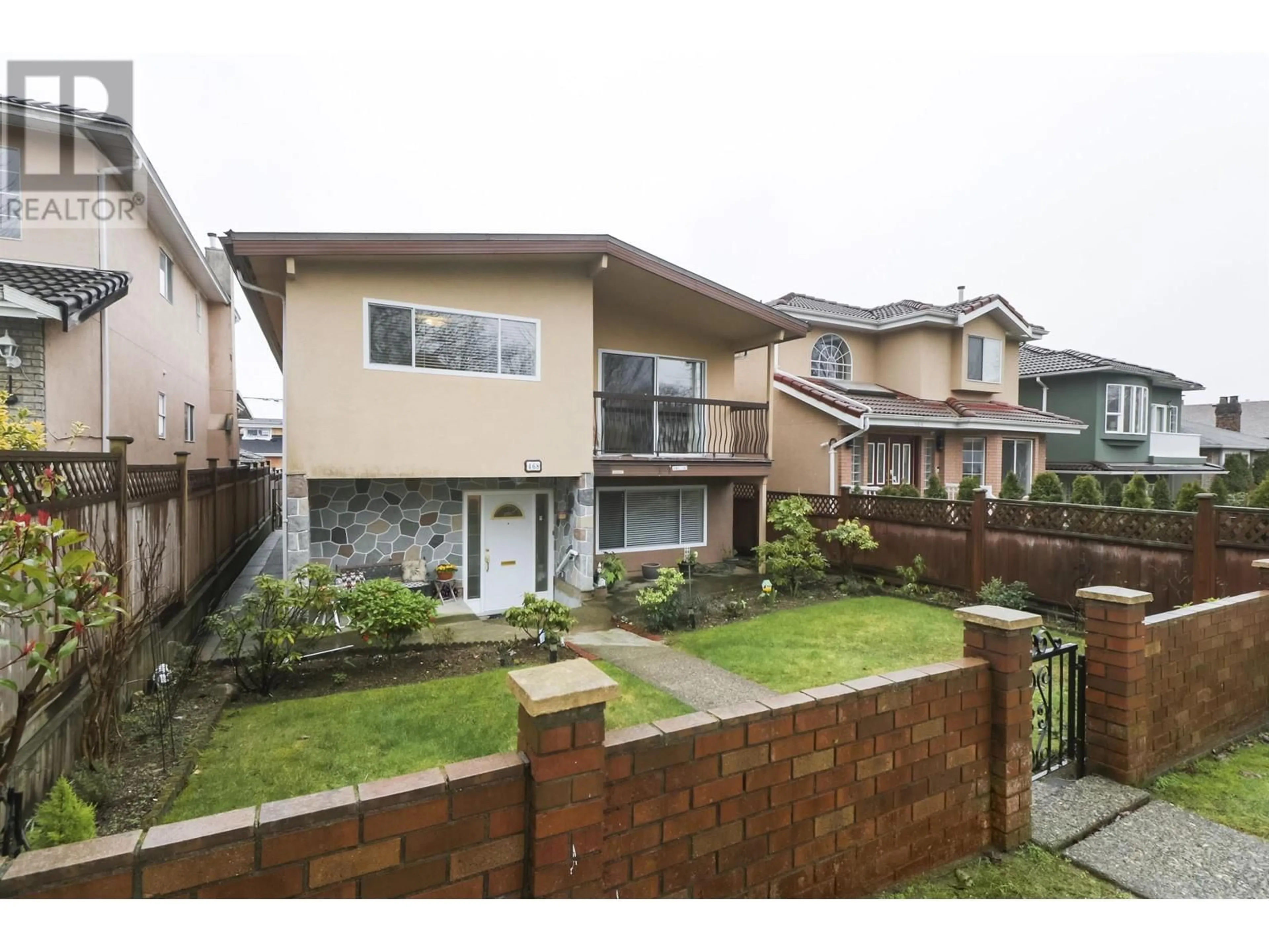 Frontside or backside of a home for 468 E 48TH AVENUE, Vancouver British Columbia V5W2E5