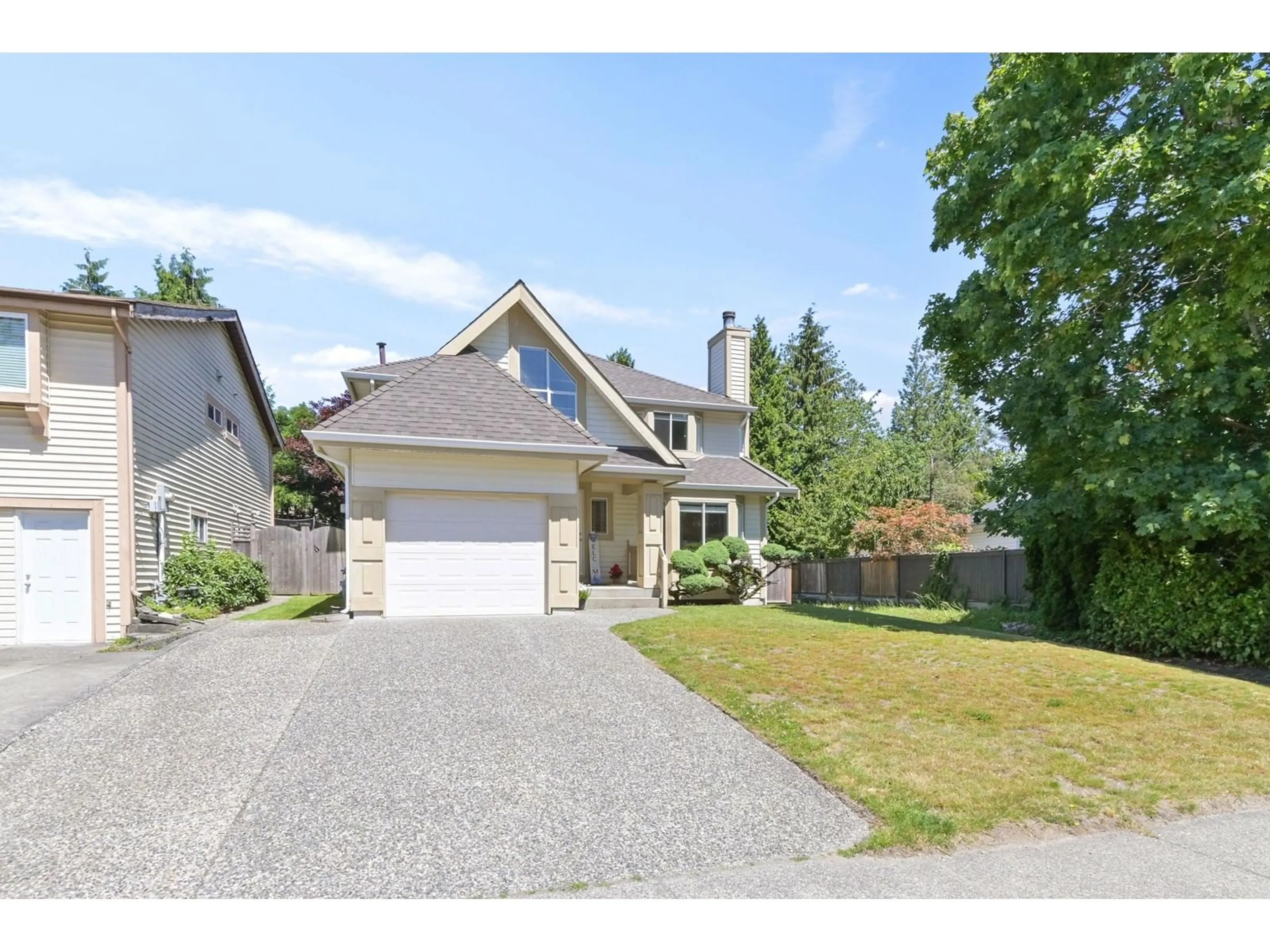 Frontside or backside of a home for 15183 97B AVENUE, Surrey British Columbia V3R8W6