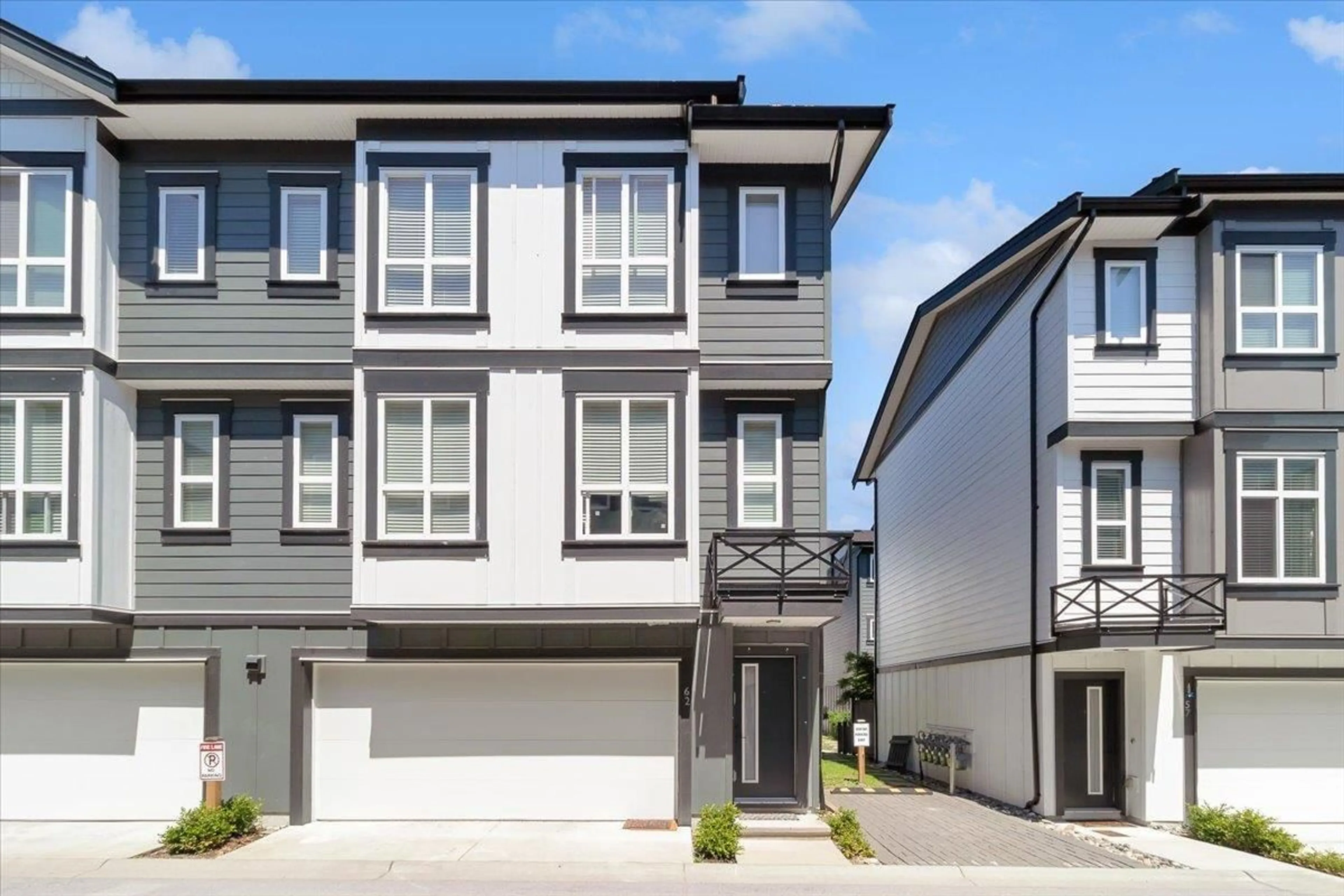 A pic from exterior of the house or condo for 62 19255 ALOHA DRIVE, Surrey British Columbia V4N6T8