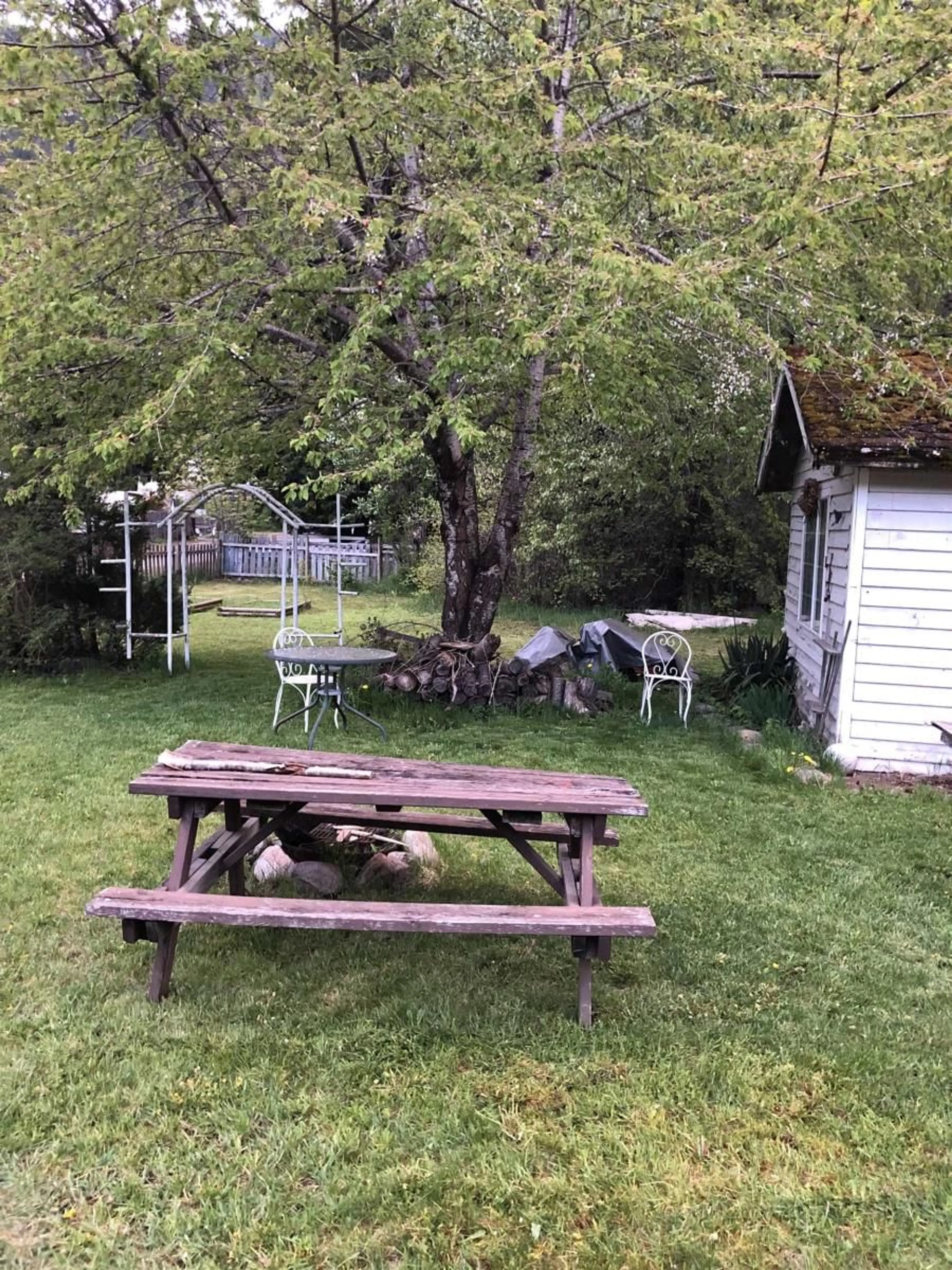 Patio, the fenced backyard for 48835 HIGHLINE ROAD, Boston Bar / Lytton British Columbia V0K1C0