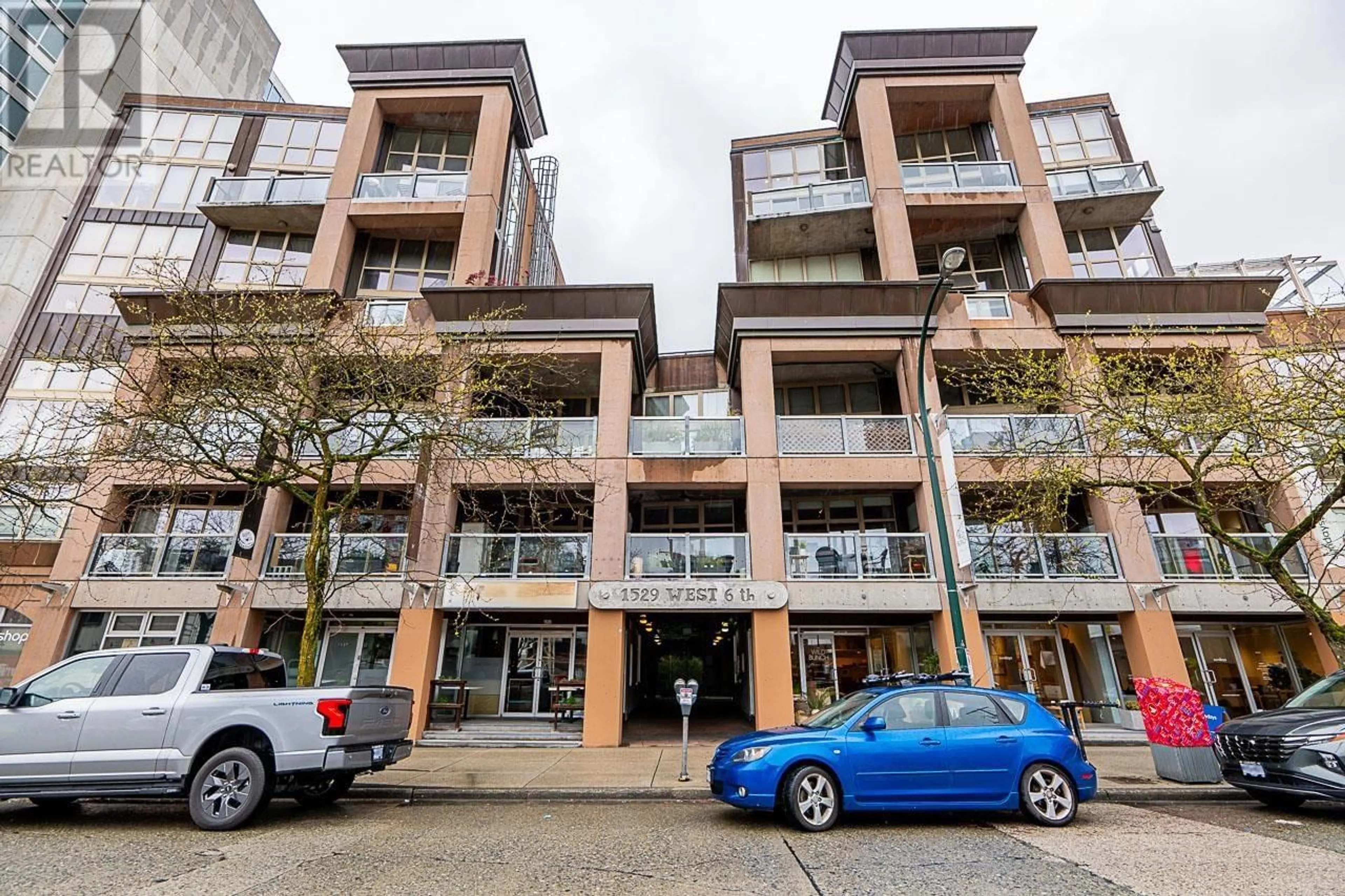 A pic from exterior of the house or condo for 403 1529 W 6TH AVENUE, Vancouver British Columbia V6J1R1