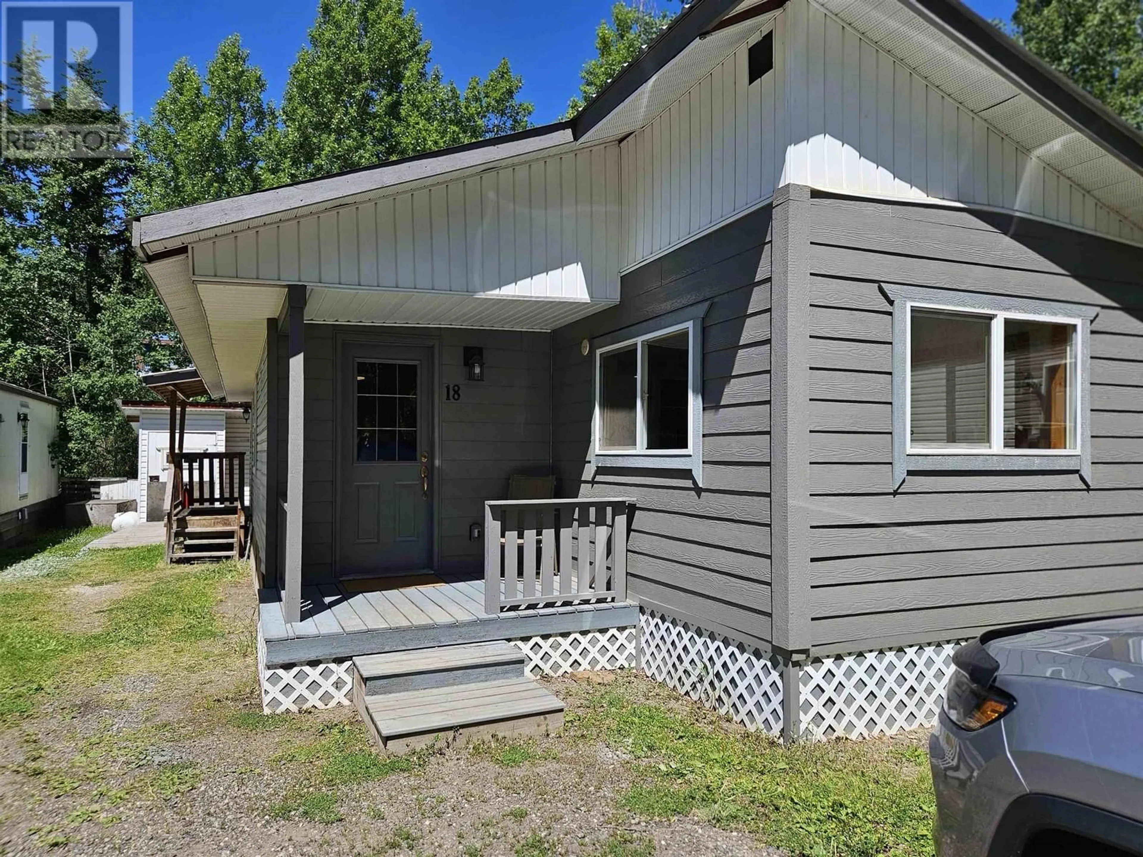 Outside view for 18 2155 COMMODORE ROAD, Williams Lake British Columbia V2G5E1