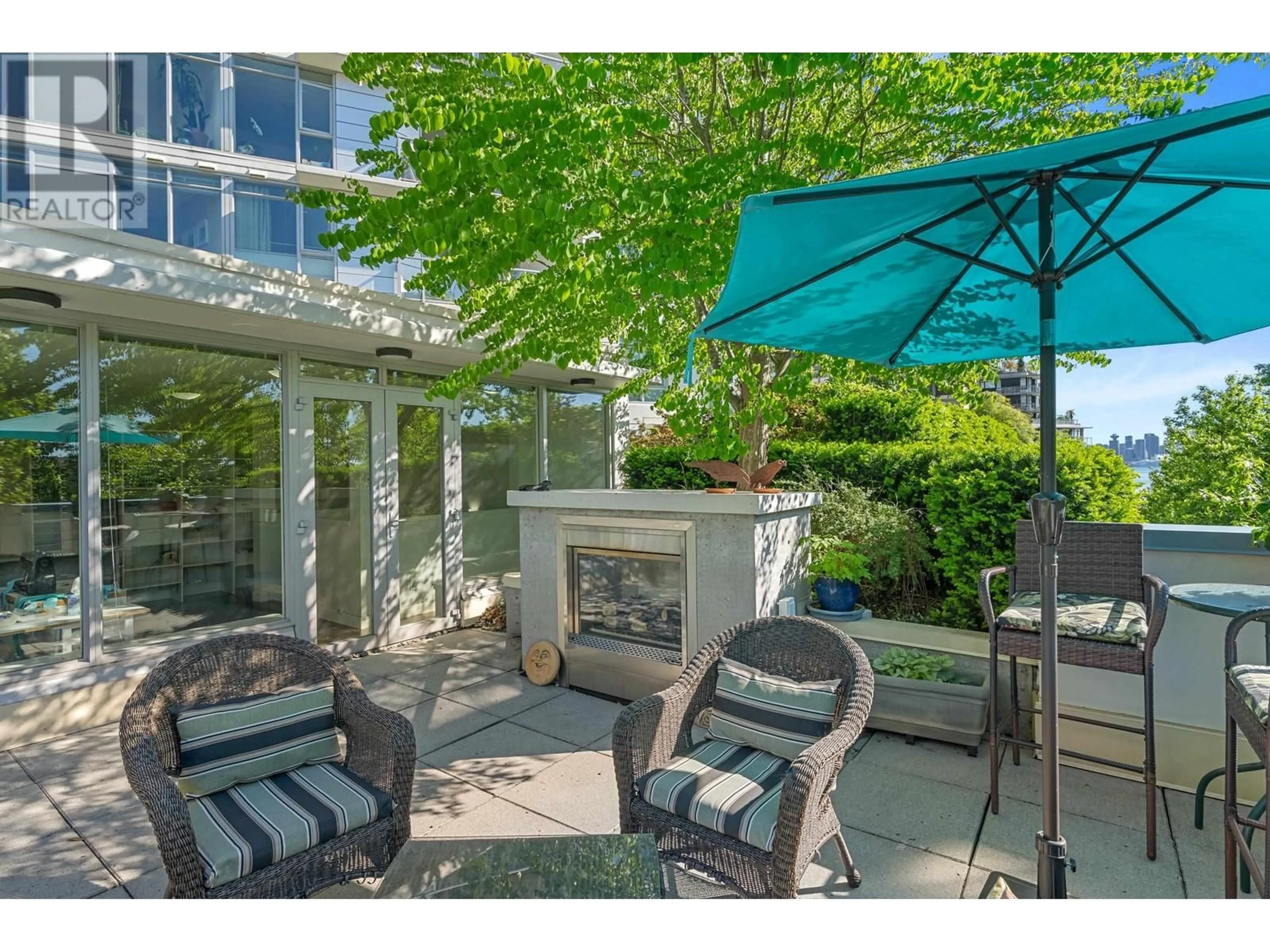 Patio for 188 CHESTERFIELD AVENUE, North Vancouver British Columbia V7M0A4