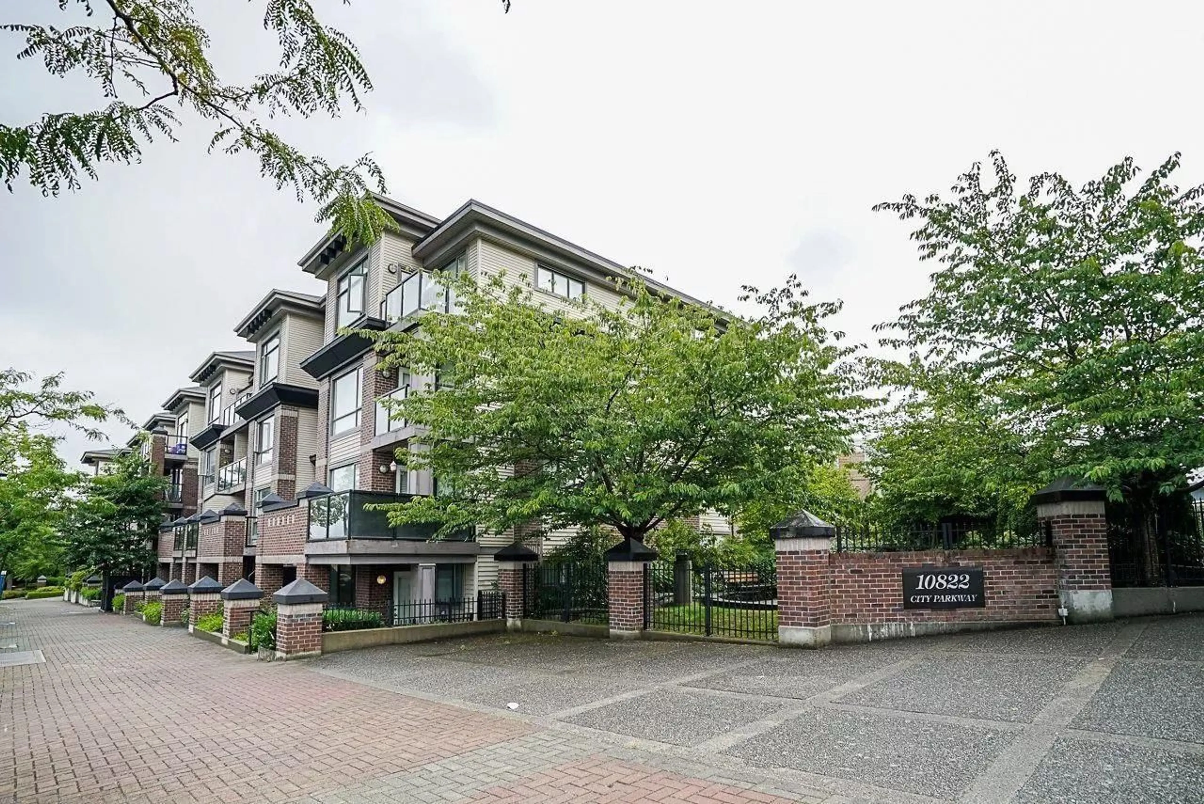 A pic from exterior of the house or condo for 107 10822 CITY PARKWAY, Surrey British Columbia V3T0C2