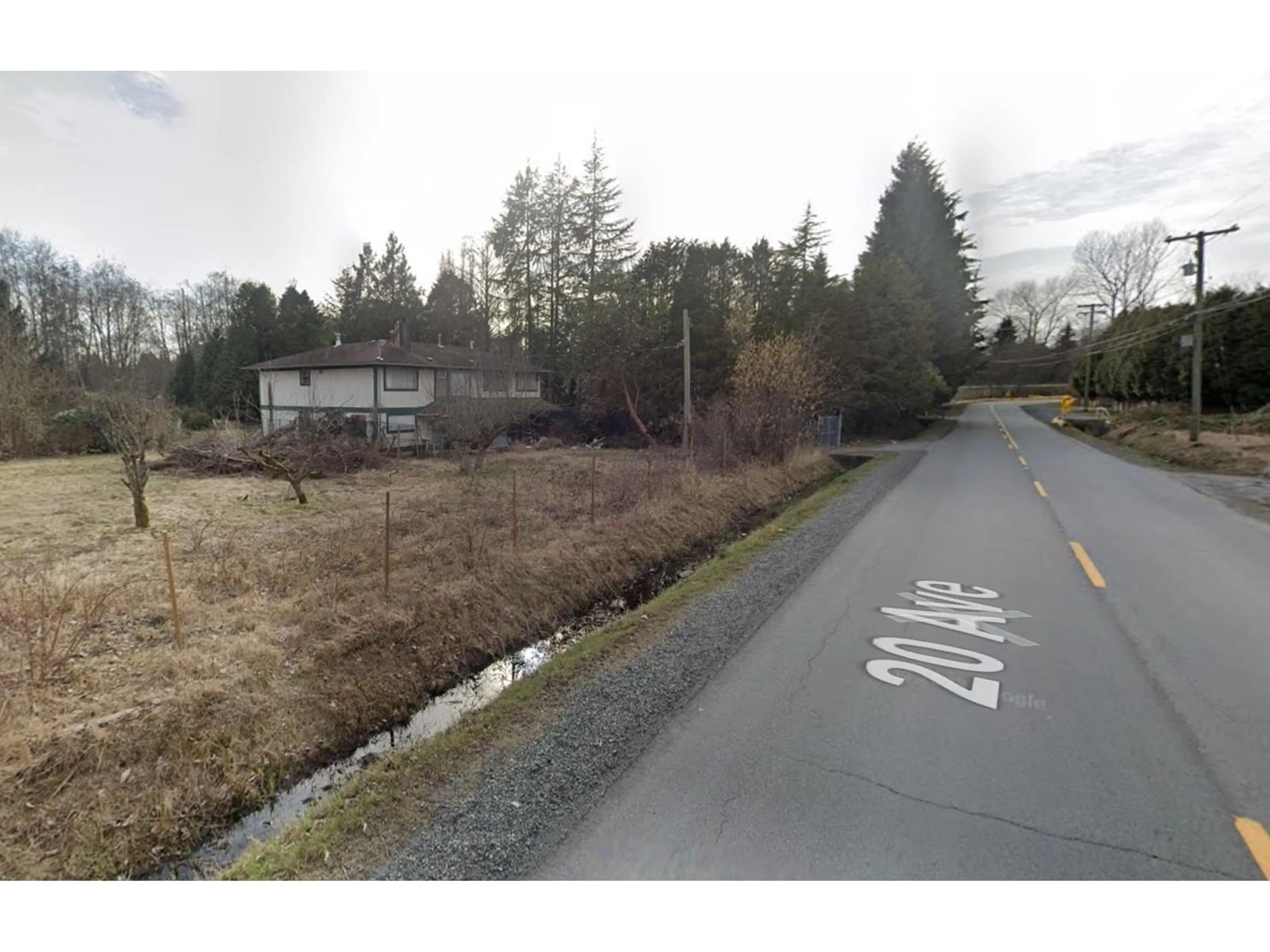 Blurry image for 16172 20, Surrey British Columbia V3Z9M8