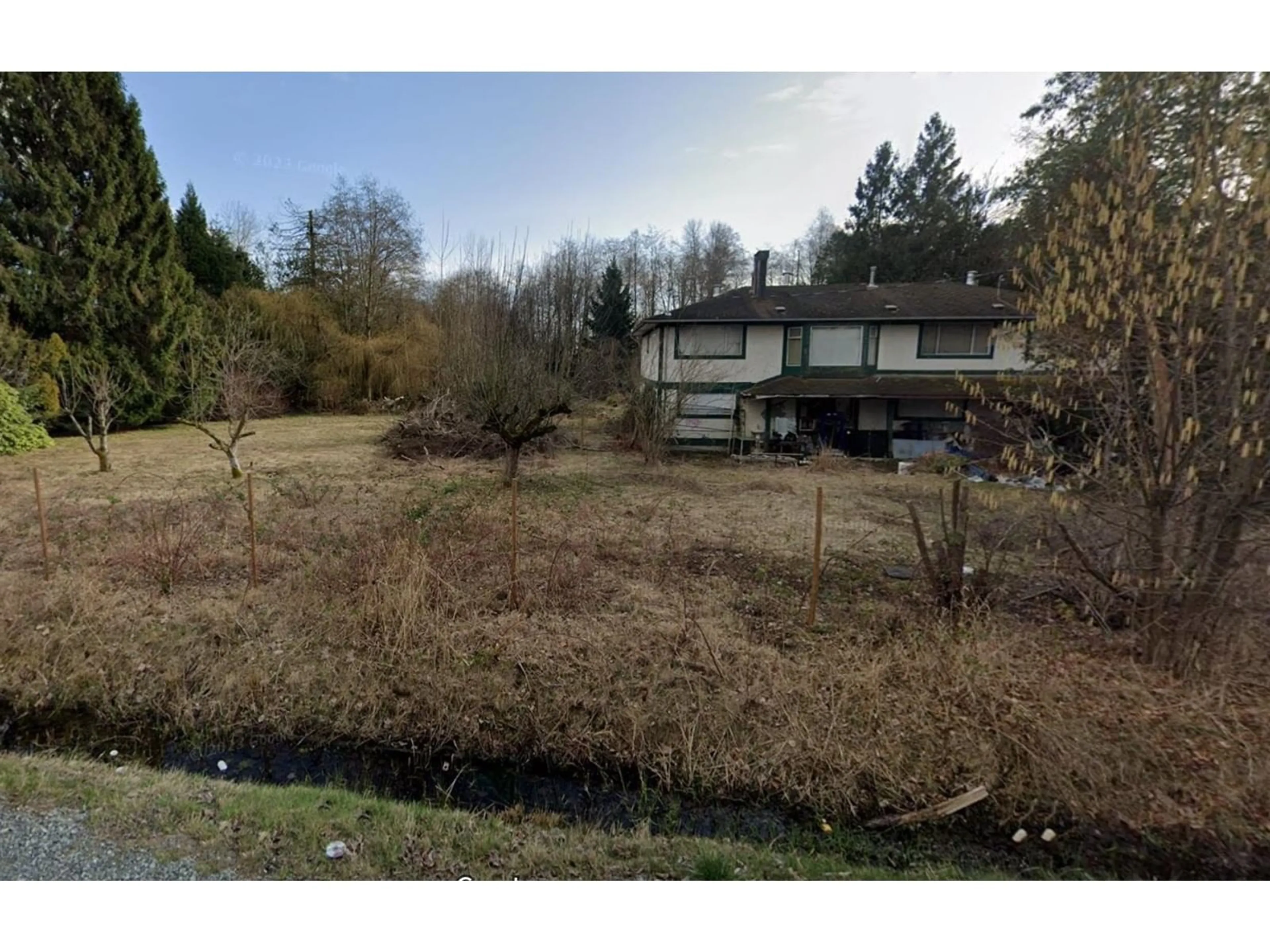A pic from outside/outdoor area/front of a property/back of a property/a pic from drone, water/lake/river/ocean view for 16172 20, Surrey British Columbia V3Z9M8
