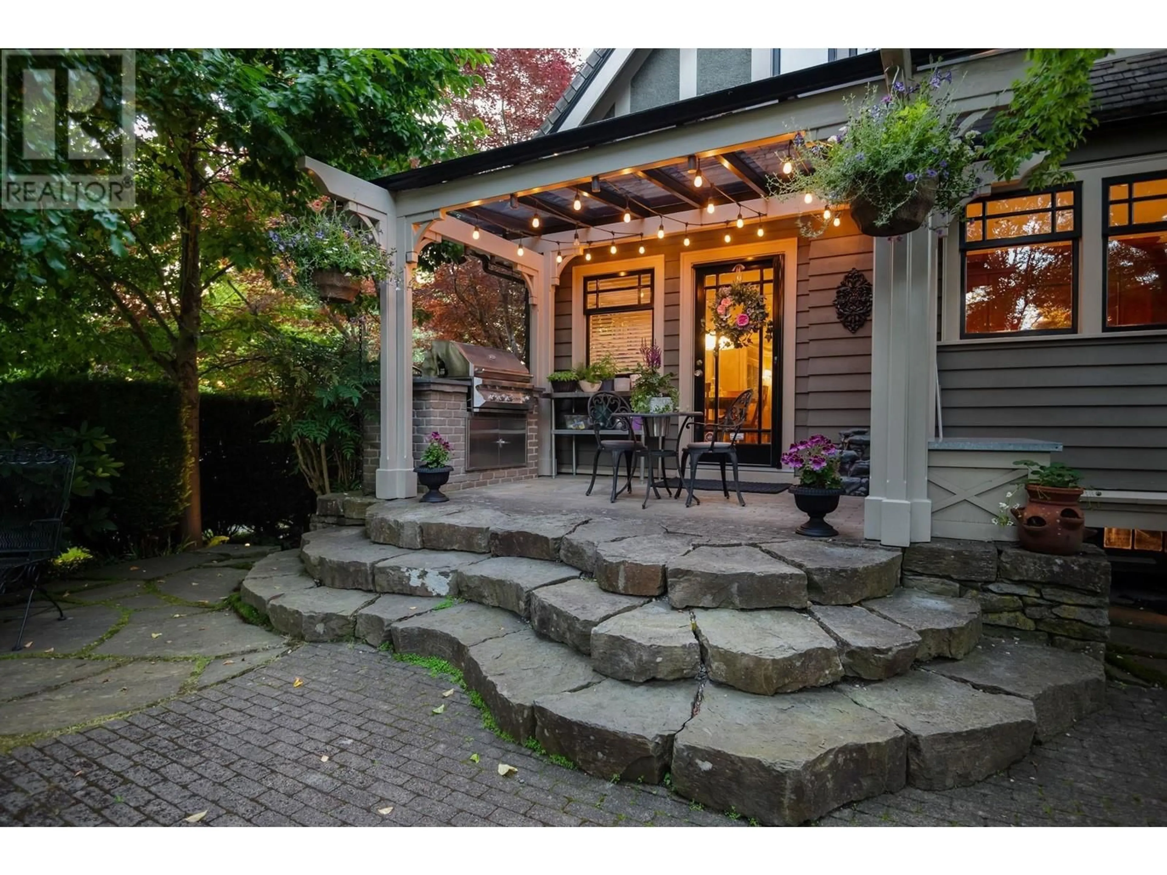 Patio for 5212 MAPLE STREET, Vancouver British Columbia V6M3T5