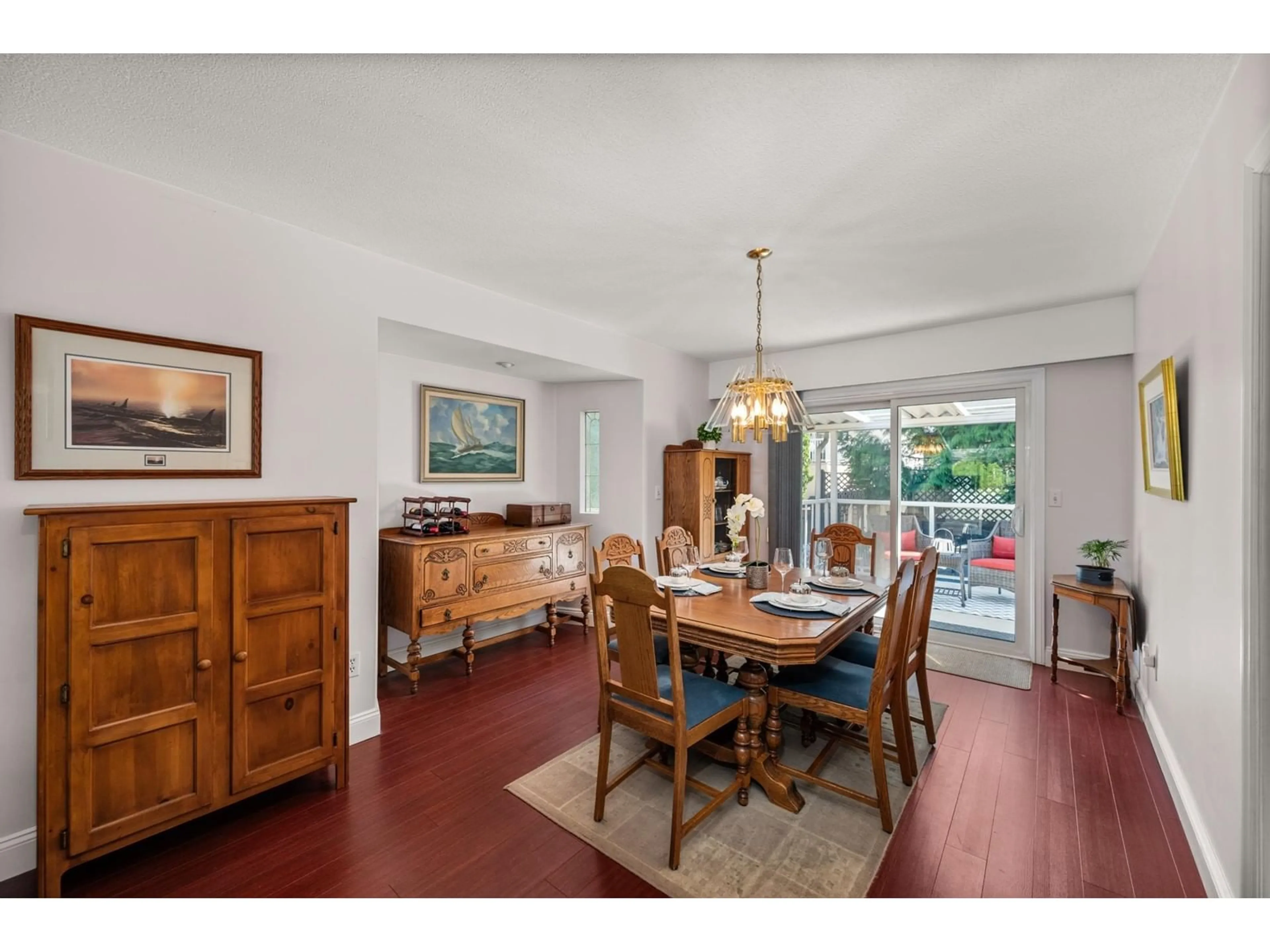 Dining room for 7562 MUSTON PLACE, Delta British Columbia V4C7J8