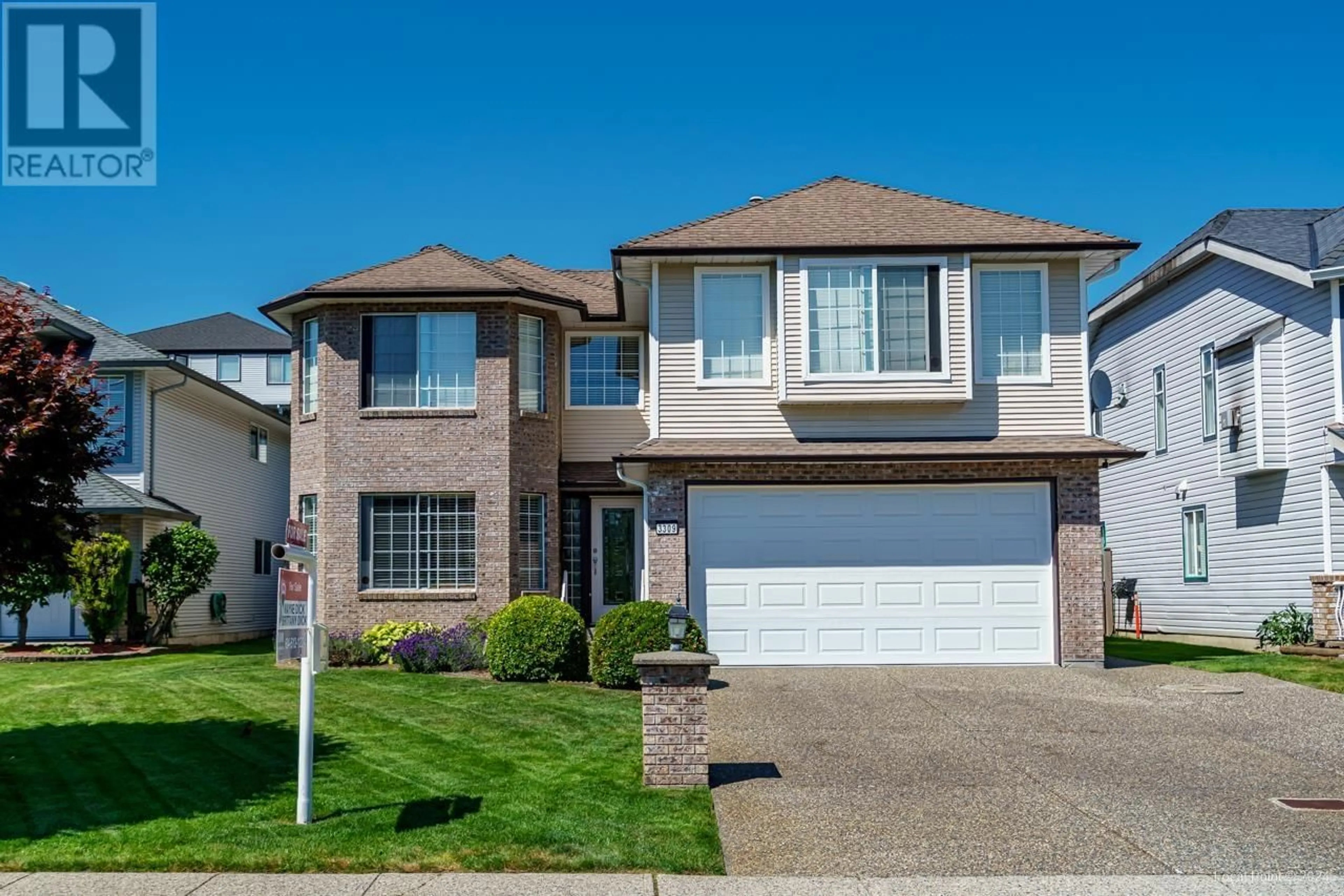 Frontside or backside of a home for 3309 HYDE PARK PLACE, Coquitlam British Columbia V3E3G4