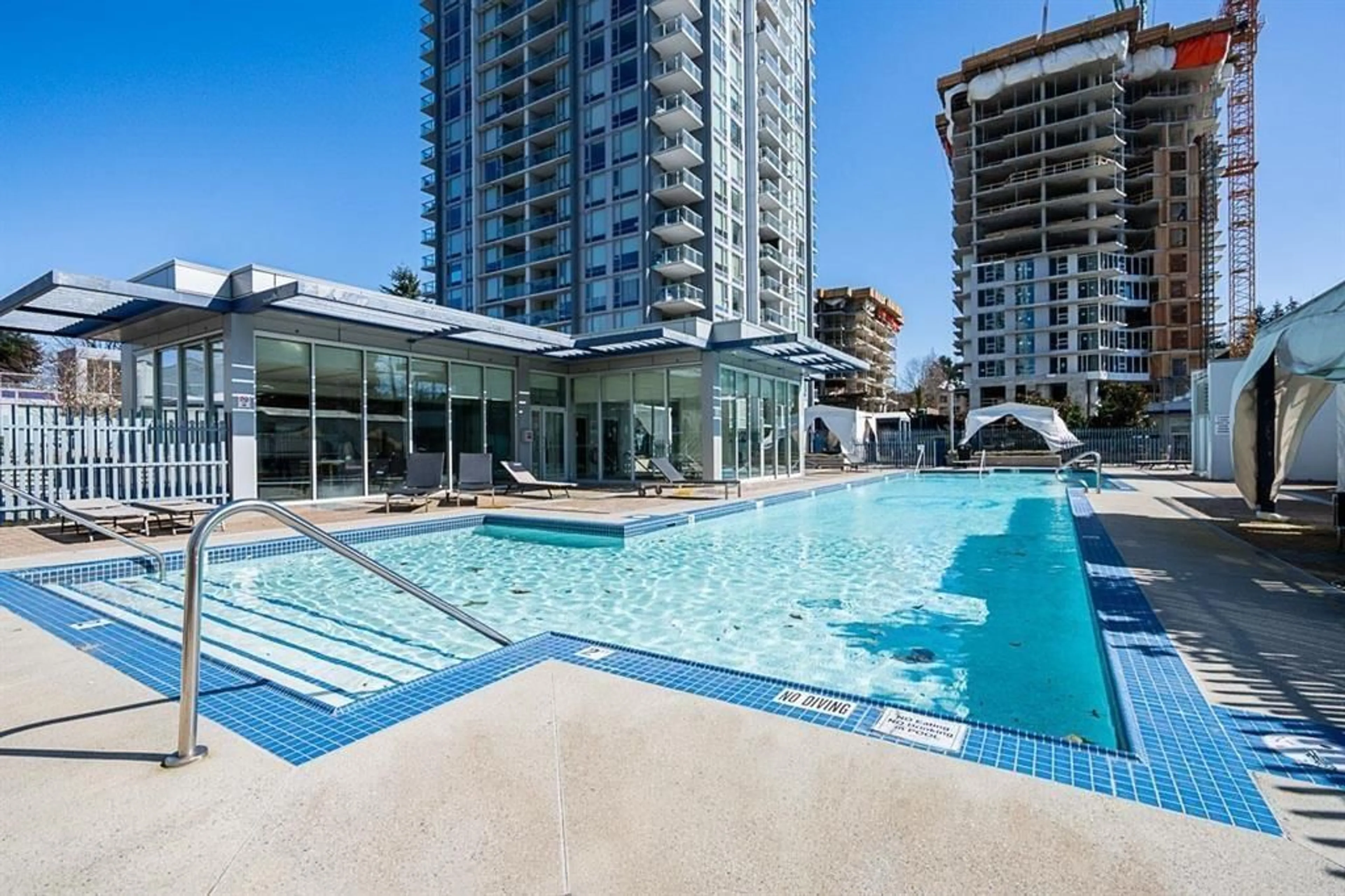 Indoor or outdoor pool for 901 13750 100 AVENUE, Surrey British Columbia V3T0L3