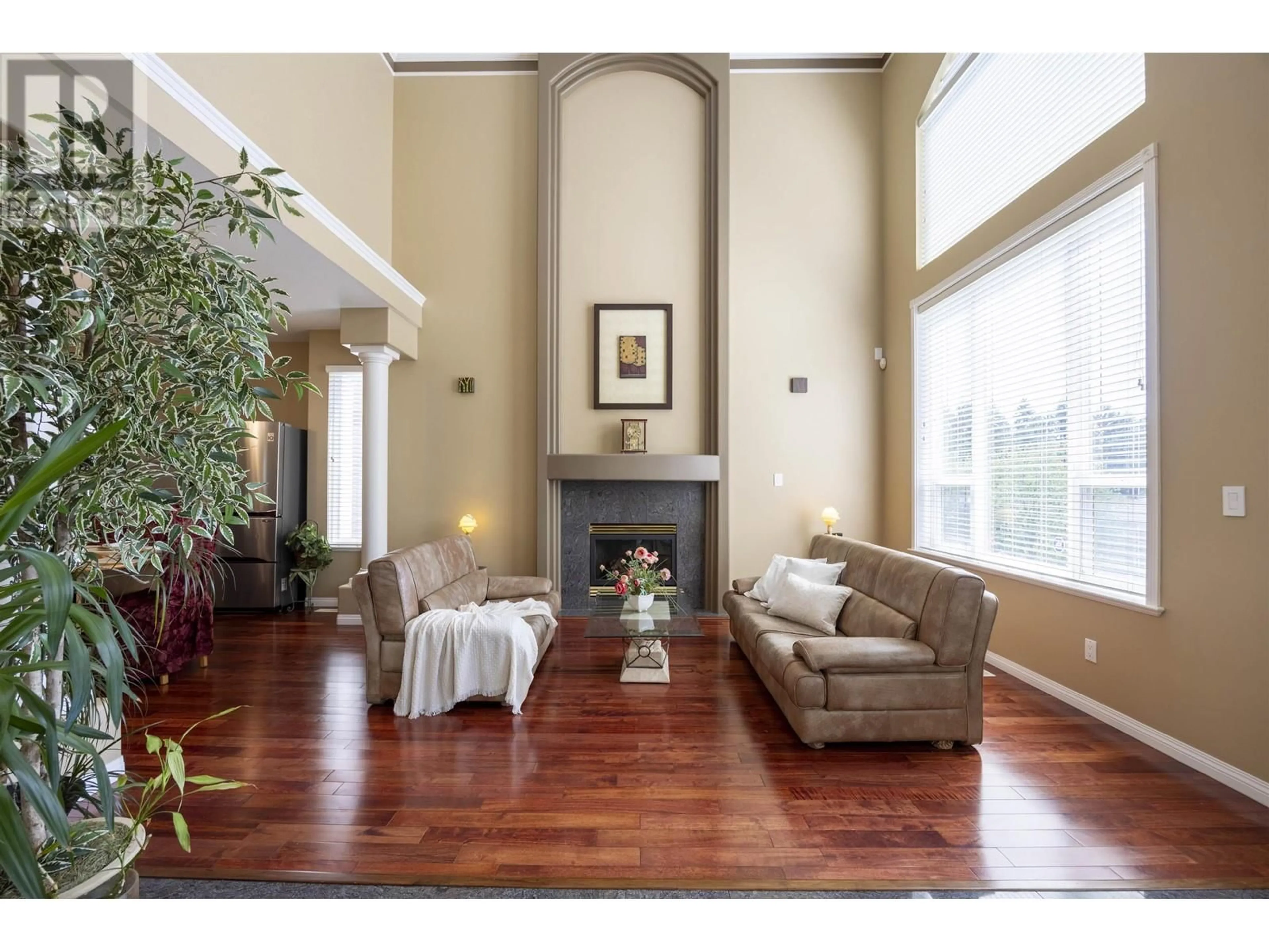 Living room, wood floors for 218 PARKSIDE DRIVE, Port Moody British Columbia V3H4Z6