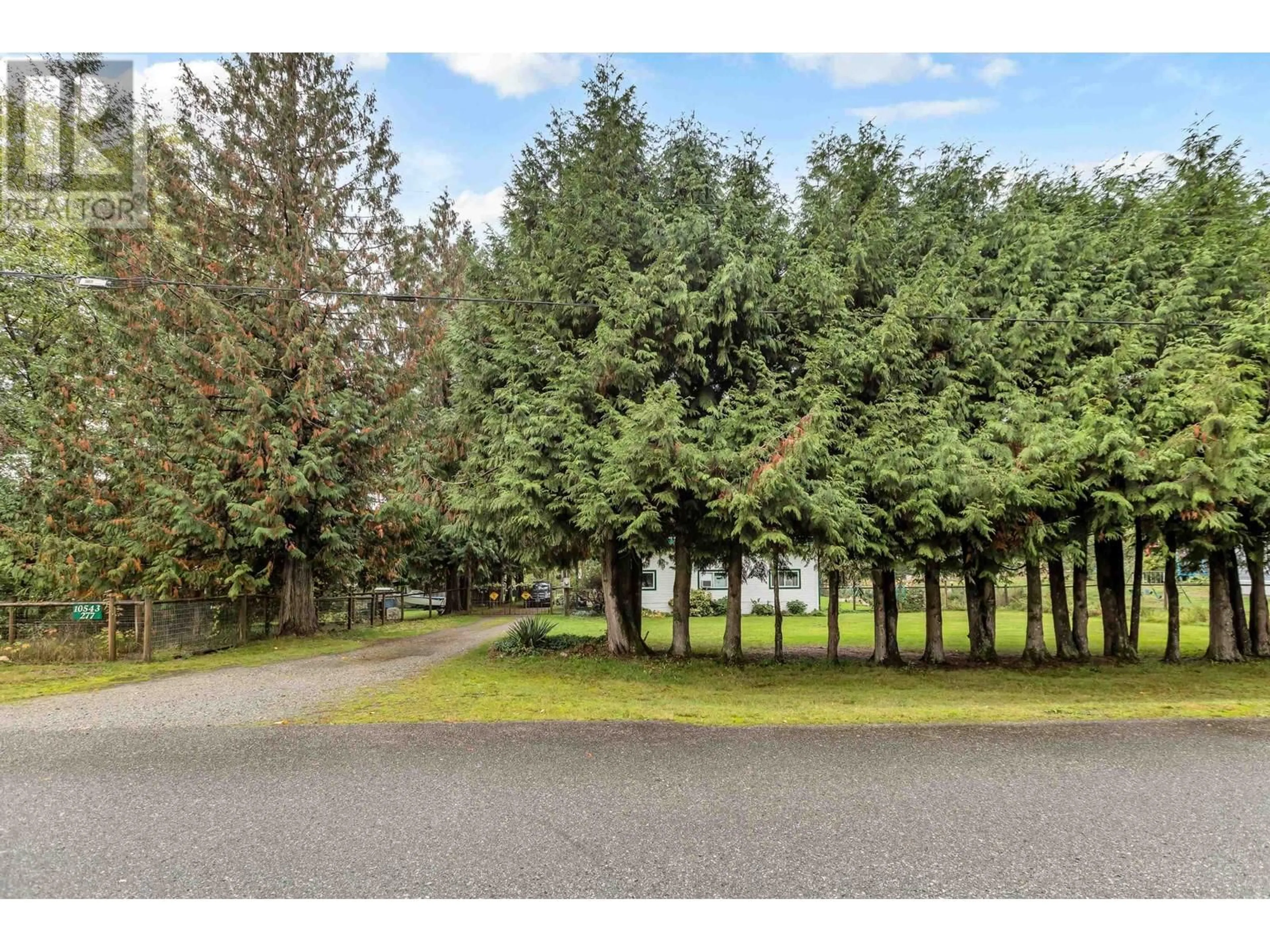 Fenced yard for 10543 277 STREET, Maple Ridge British Columbia V2W1M7