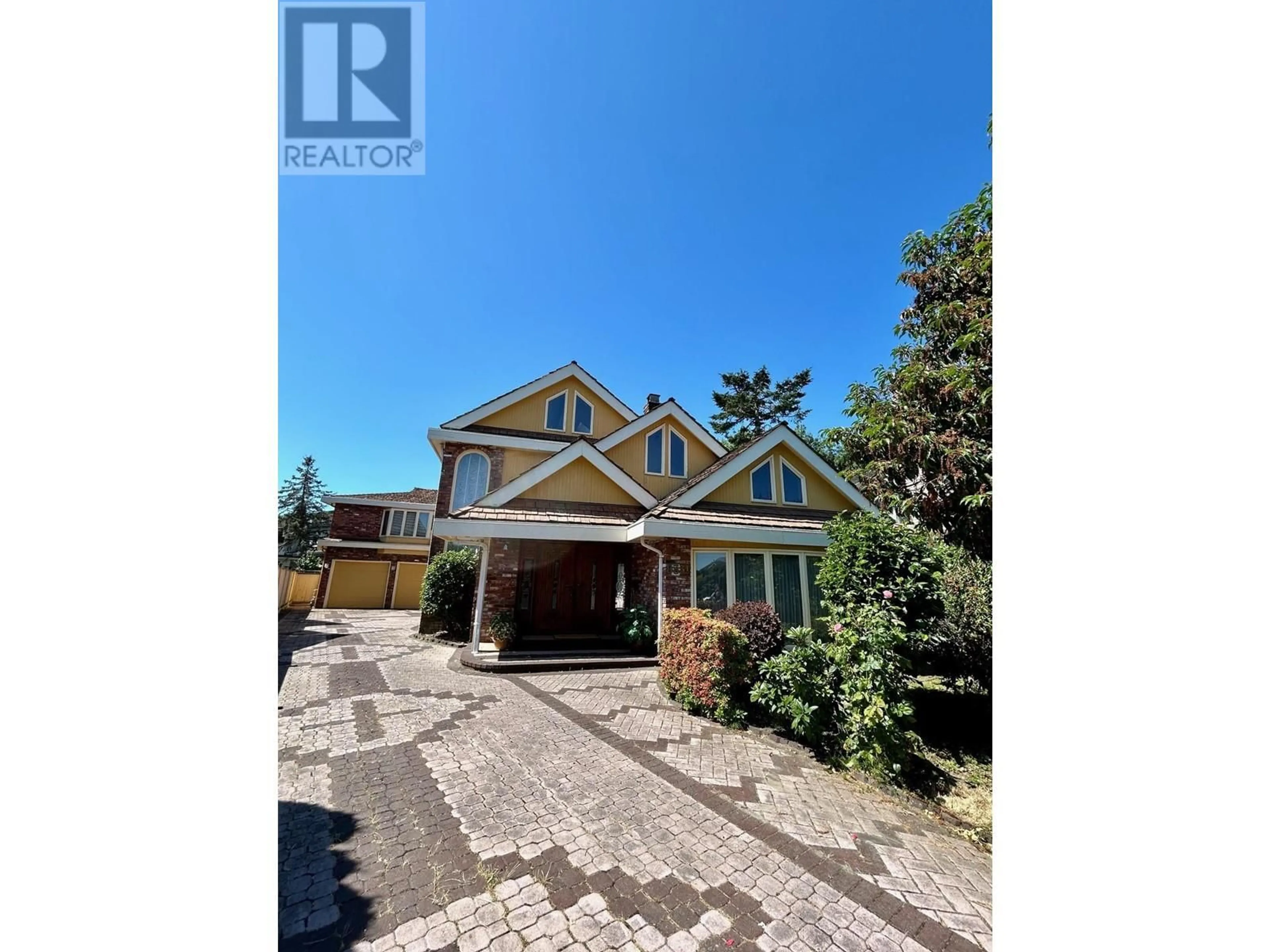 Frontside or backside of a home, the street view for 8351 SUNNYWOOD DRIVE, Richmond British Columbia V6Y3G4