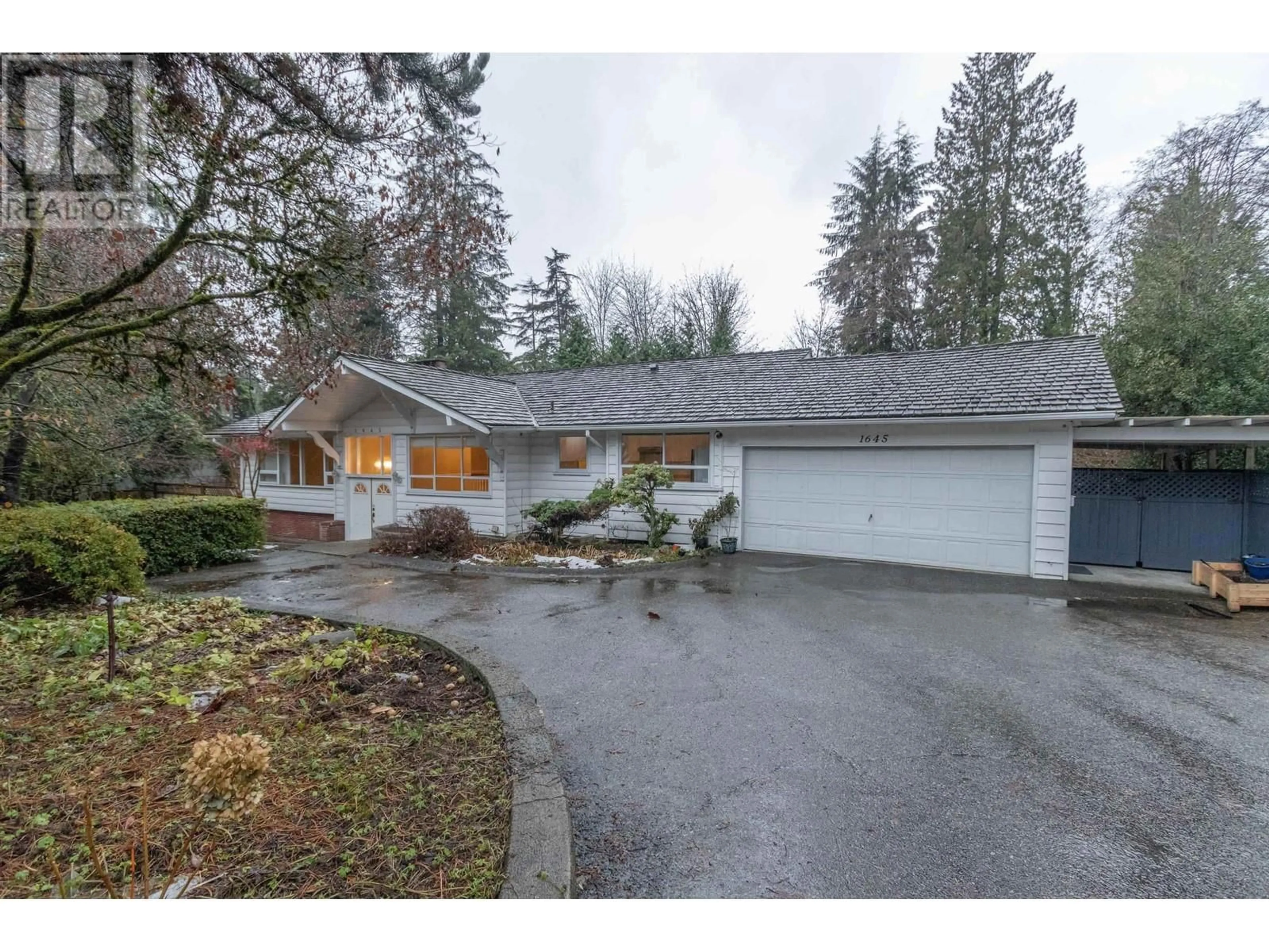 Frontside or backside of a home for 1645 TAYLOR WAY, West Vancouver British Columbia V7S1N5