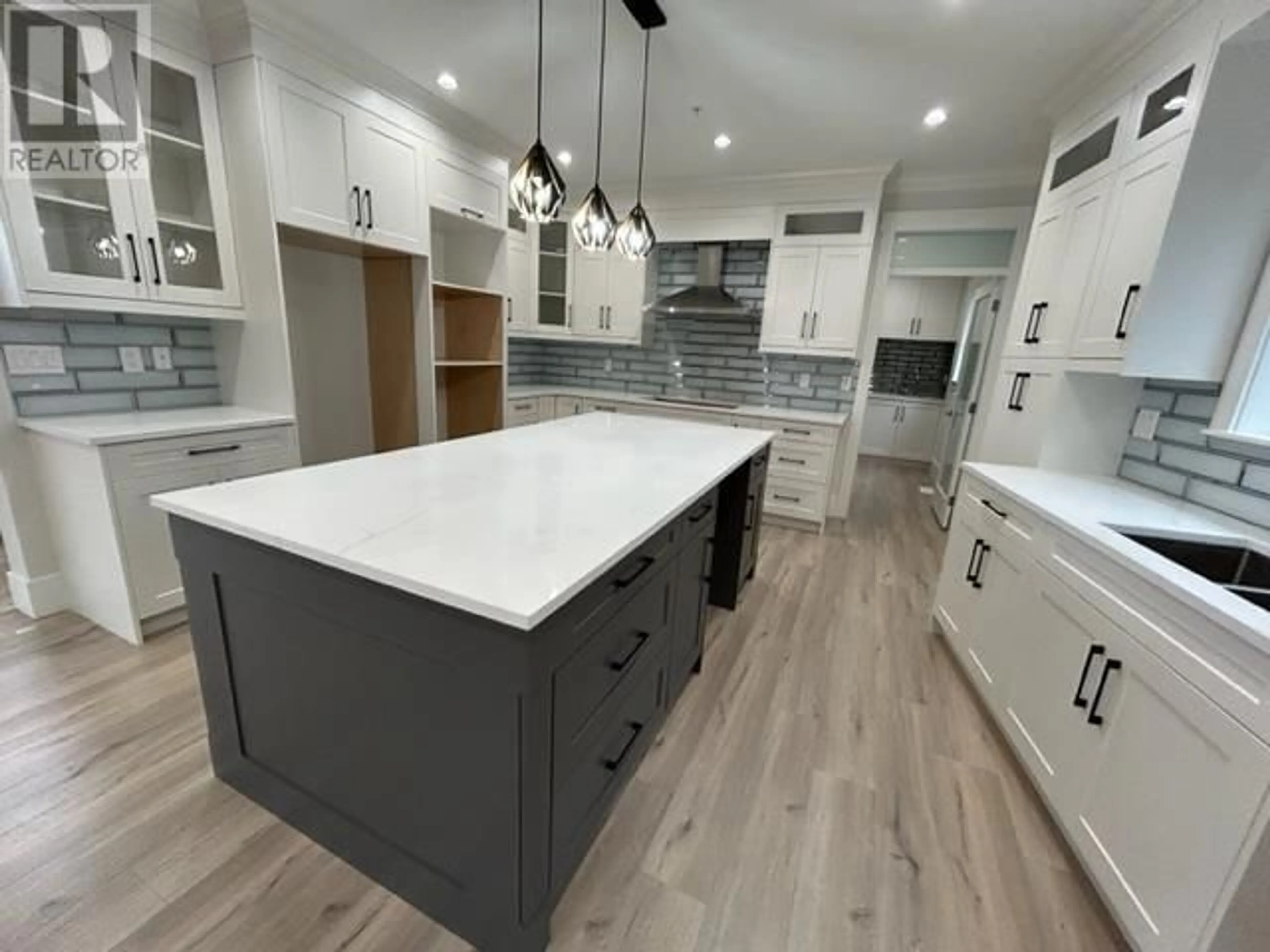 Open concept kitchen for 13632 BLANEY ROAD, Maple Ridge British Columbia V4R0H1