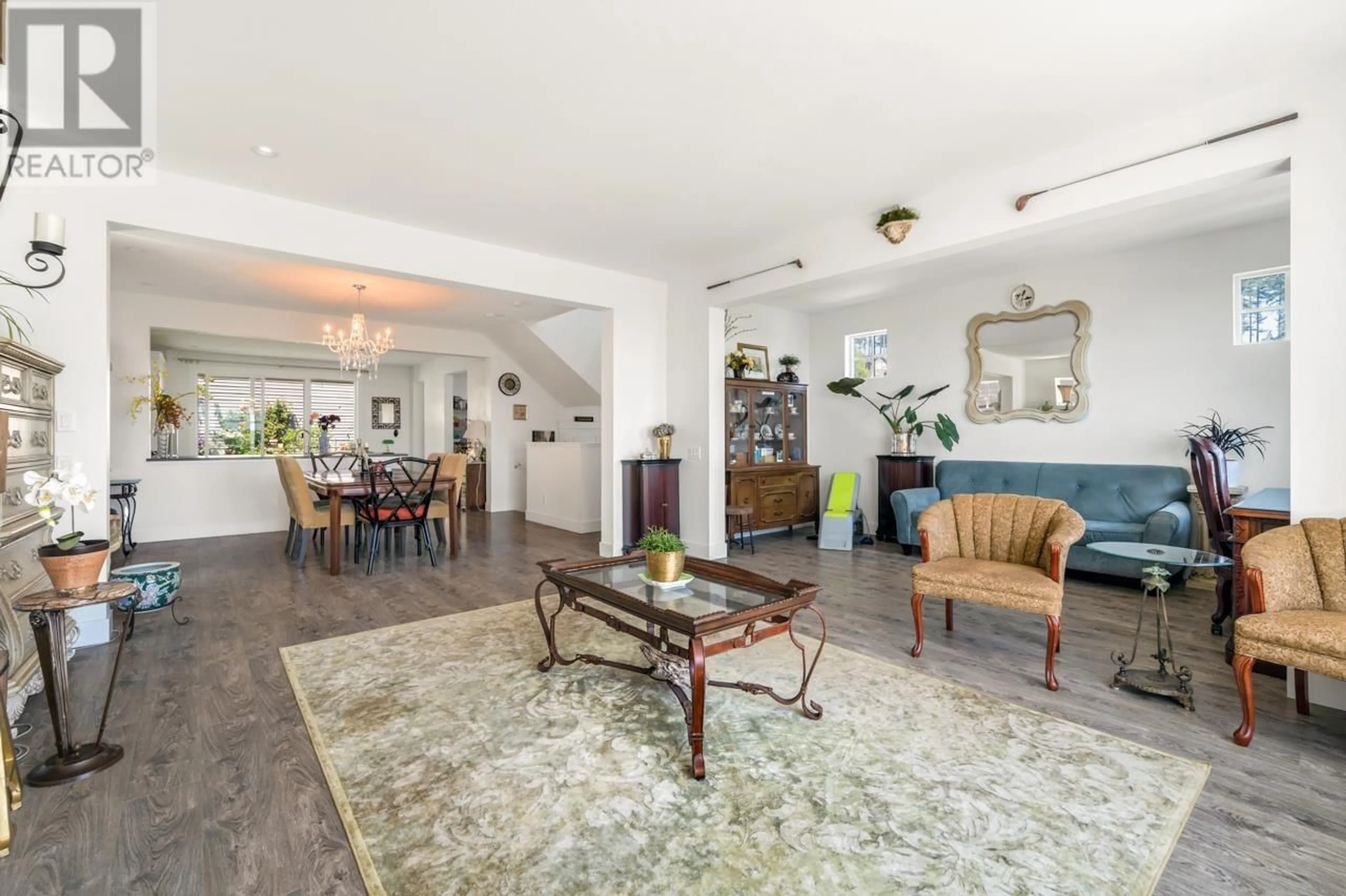 Living room, wood floors for 3499 DAVID AVENUE, Coquitlam British Columbia V3E0H7